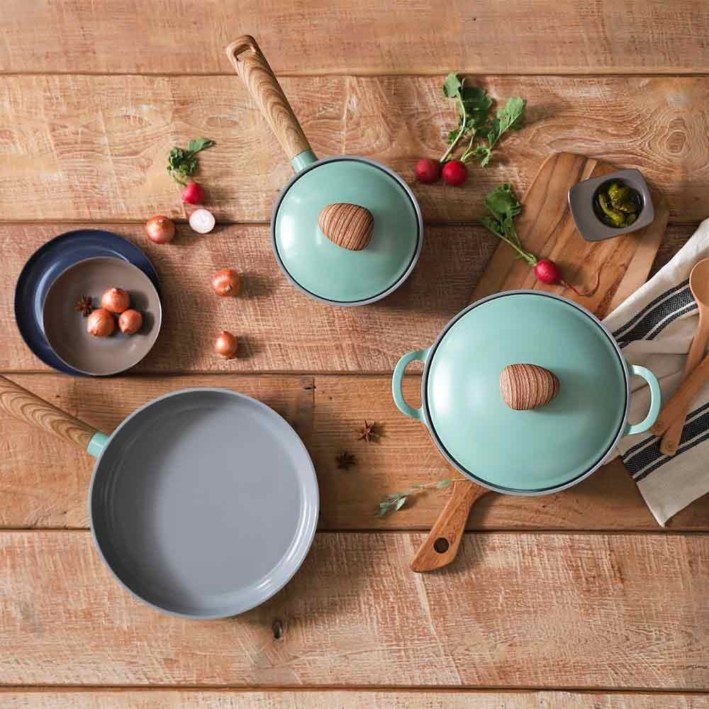 Neoflam Retro Nonstick Frying Pan 28cm - Green Demer - Eco-Friendly Ceramic Coating, Healthy Cooking for Eggs, Pancakes & Stir Fry - Perfect for Home Kitchen & Camping