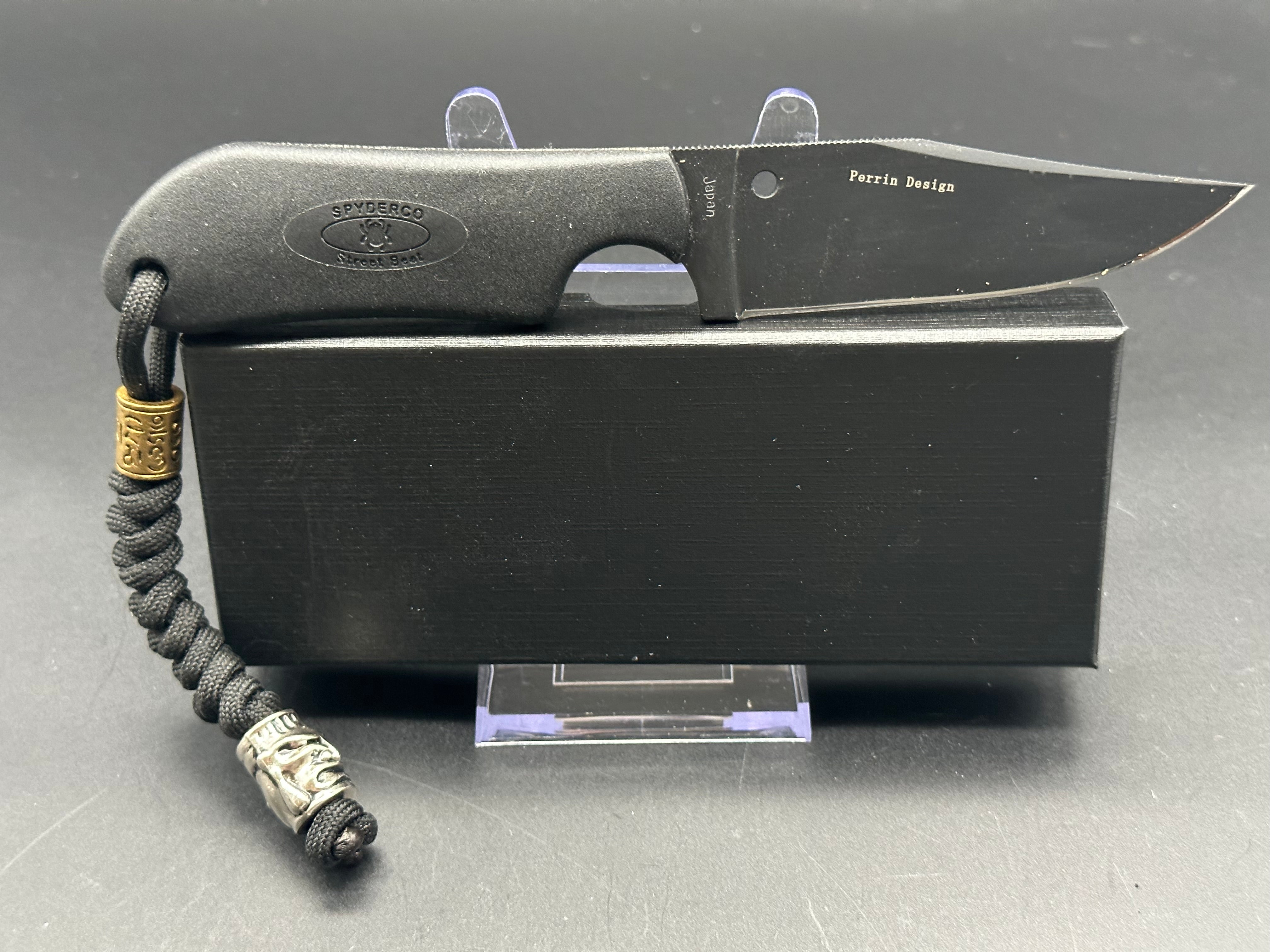 Spyderco Street Beat Fixed Blade Knife with Extra Sheath - No Box Included | Outdoor Survival, Camping, Hunting, and Everyday Carry (EDC)