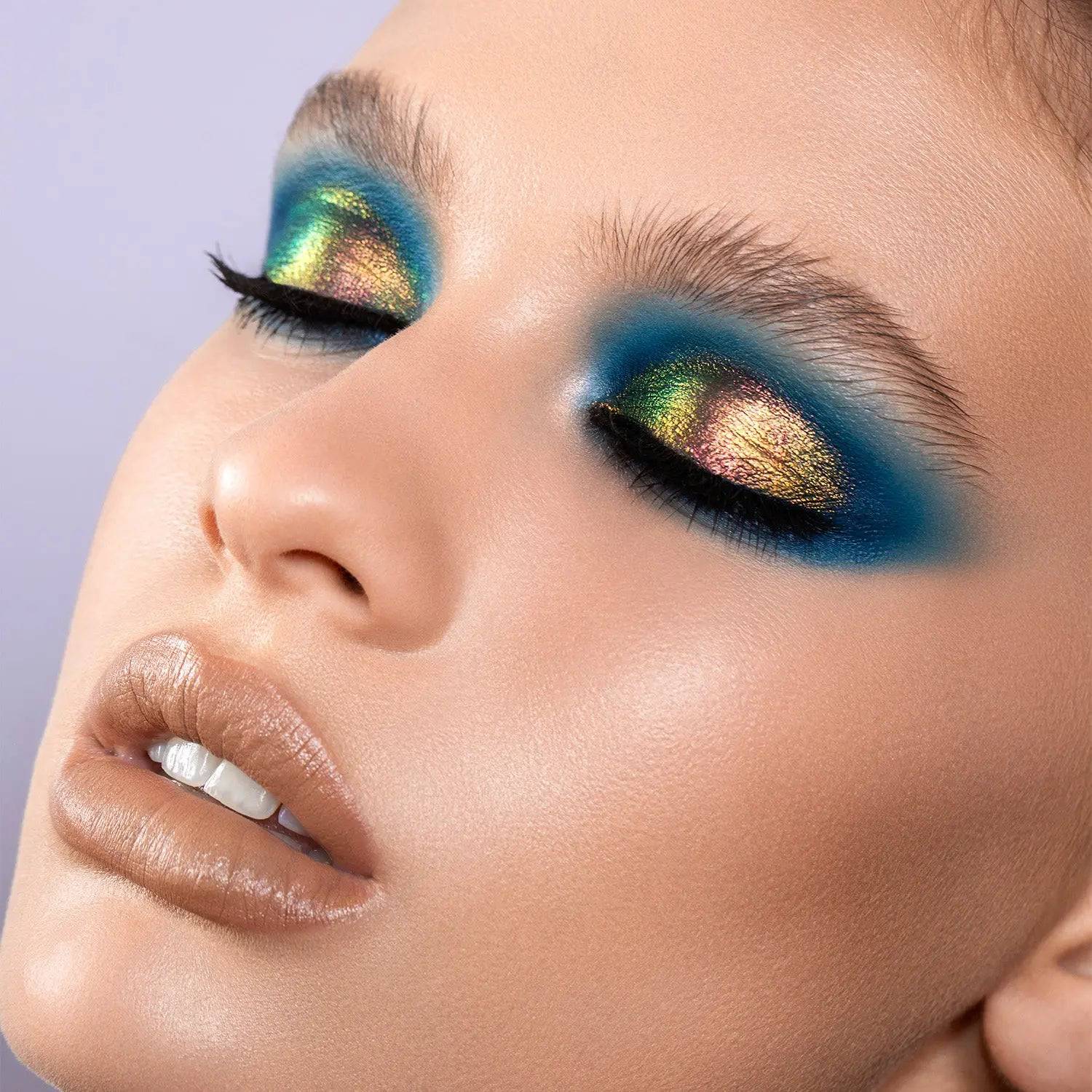 Chromium Liquid Eyeshadow - Long-Lasting Metallic Shimmer Makeup for Day & Night Glam Looks | Perfect for Parties, Weddings & Special Occasions