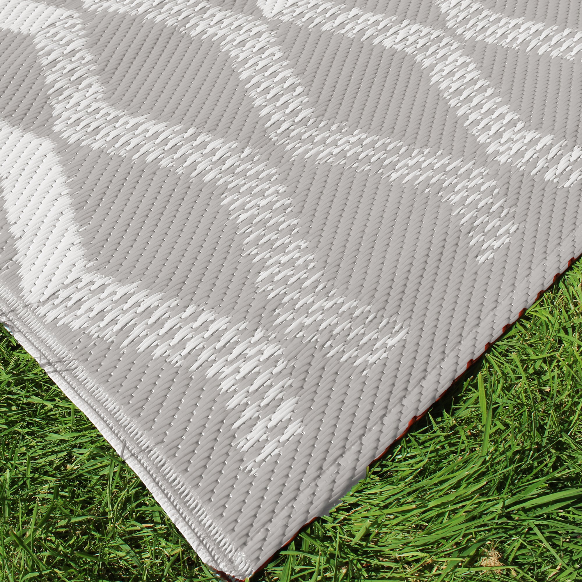 Fusion Rico Outdoor Rug - Waterproof & Durable Grey Patio Carpet for Deck, Garden, and Backyard - Perfect for Outdoor Entertaining and Relaxation