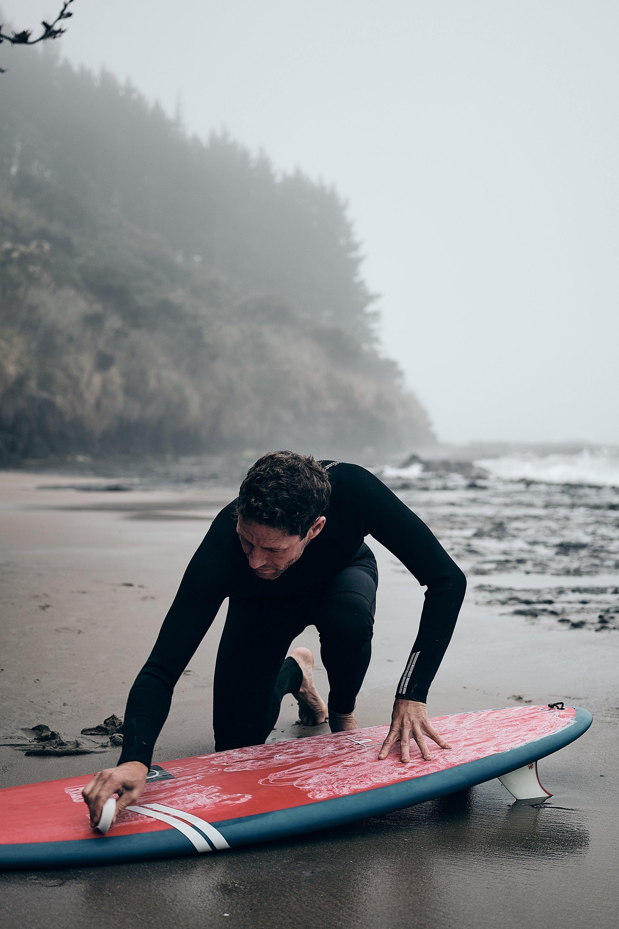 Premium Men's 3/2mm Neoprene Wetsuit with Back Zip - Thermal Insulated Scuba Diving & Surfing Gear for Cold Water Sports