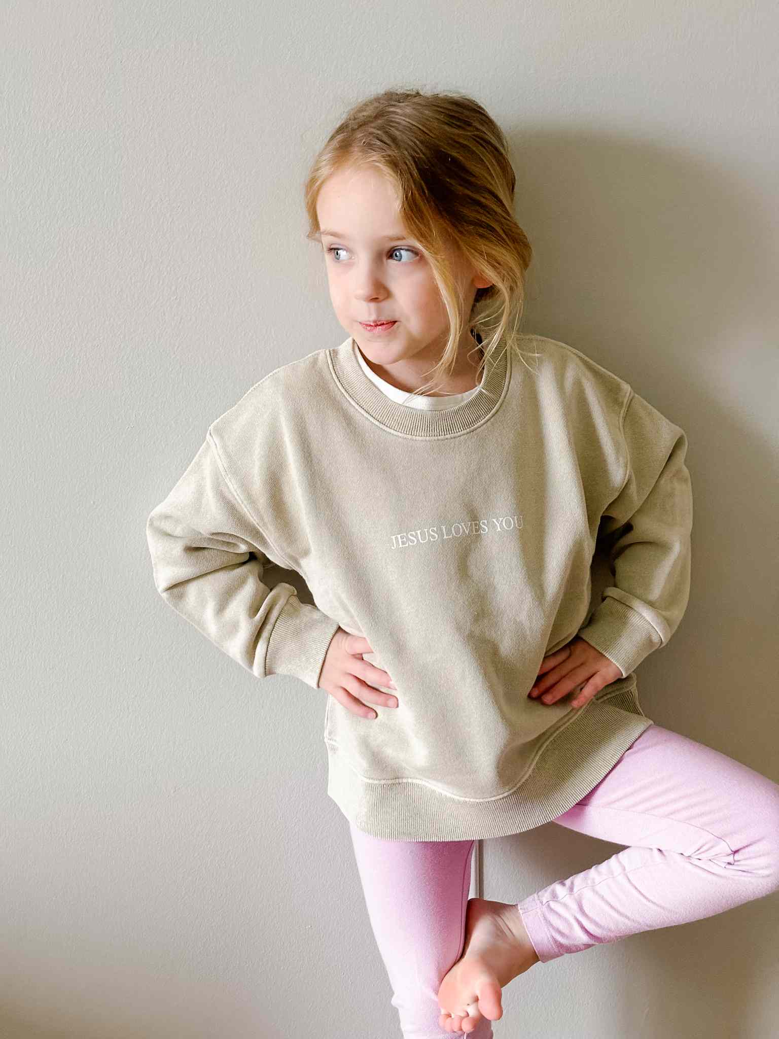 Jesus Loves You Kids Crewneck Sweatshirt - Neutral Color Christian Apparel for Boys & Girls - Perfect for Church, Sunday School & Family Gatherings