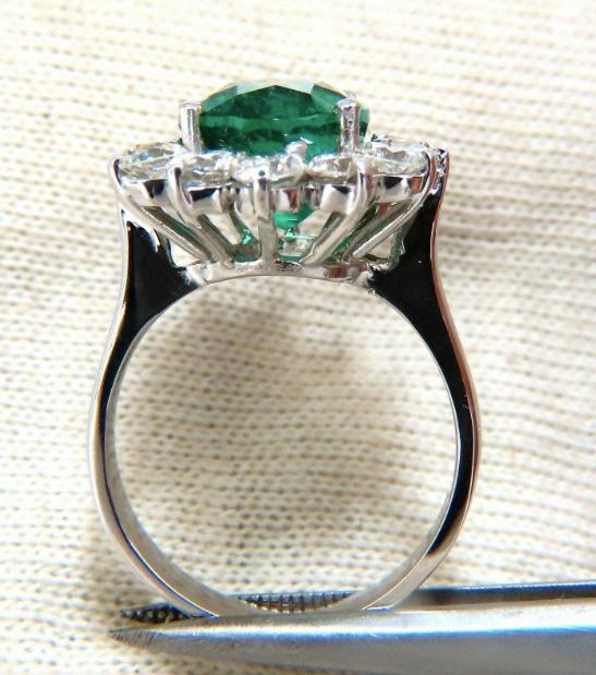 GIA Certified 4.40ct Natural Green Emerald Diamond Ring 18K Gold Halo Engagement Ring for Women - Perfect for Weddings, Anniversaries & Special Occasions