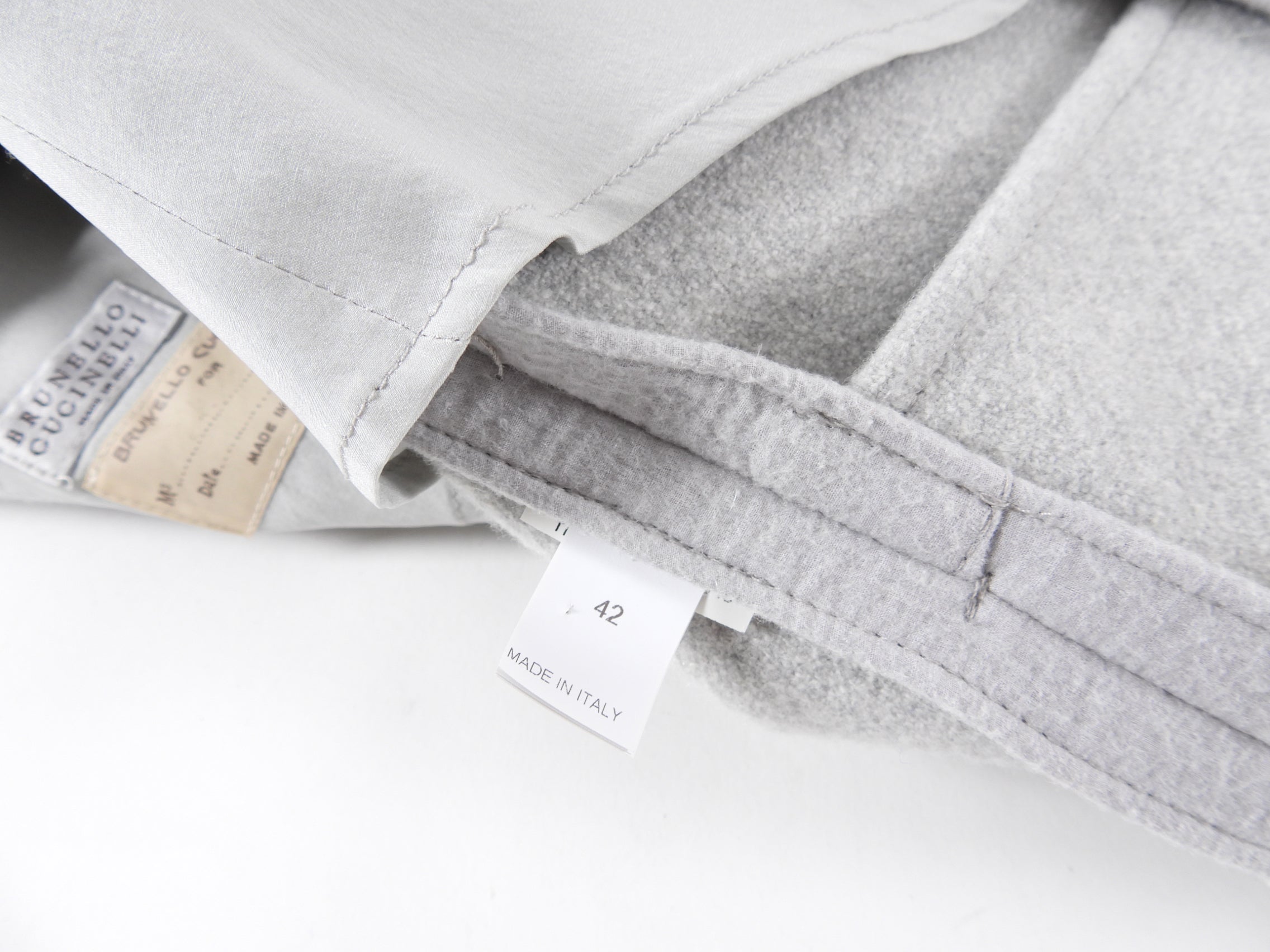 Brunello Cucinelli Grey Spring Coat Women's Lightweight Jacket | Size IT42 / US 6 | Perfect for Office Wear & Spring Outings
