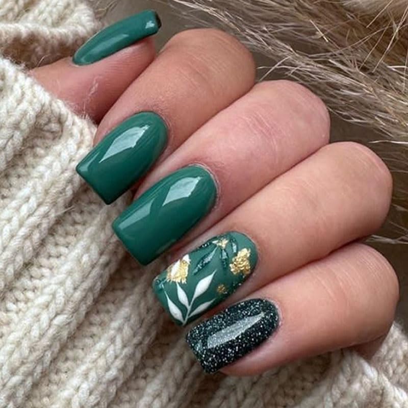 Green with Exquisite Leaves A01