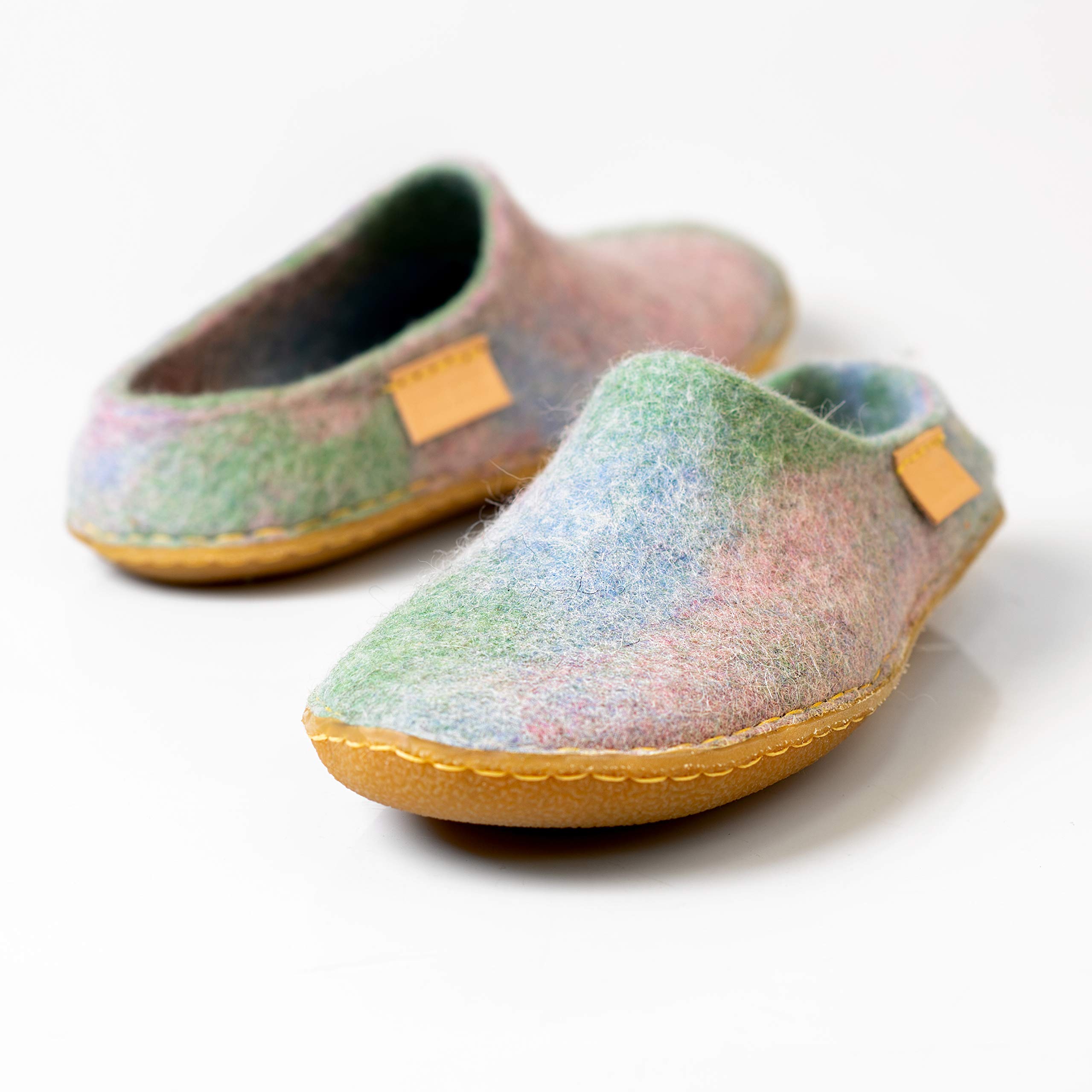 Cozy Women's Wool Slippers with Non-Slip Rubber Sole - Warm House Shoes for Winter, Perfect Mother's Day Gift for Her - Ideal for Relaxing at Home, Lounging & Cold Weather Comfort