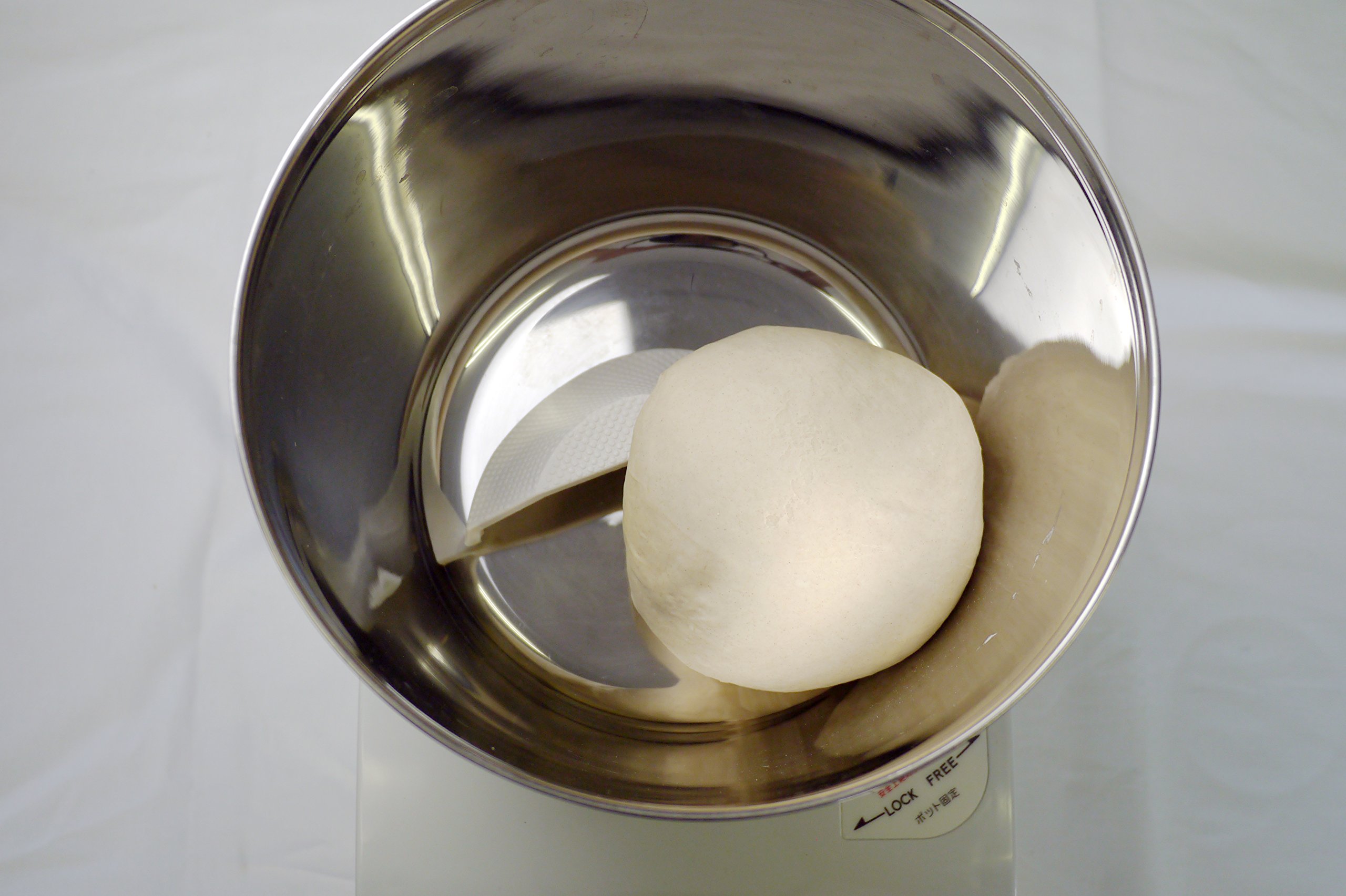 Premium Japanese Bread Kneader PK1012PLUS - High-Quality Dough Mixer for Home Bakers, Perfect for Artisan Bread, Pizza Dough & Pastry Making