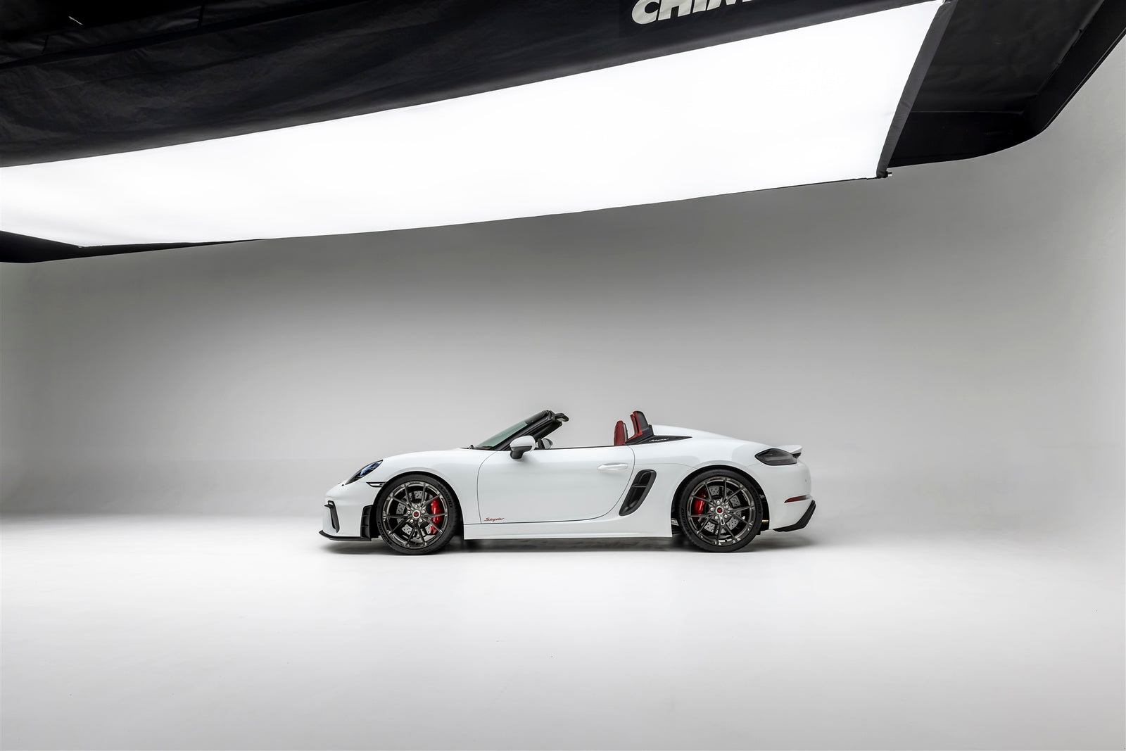 Porsche 718 Spyder VFA 103 Diecast Model Car - 1:18 Scale Collectible Toy for Adults & Kids - Perfect for Display, Gifts & Car Enthusiast Collections