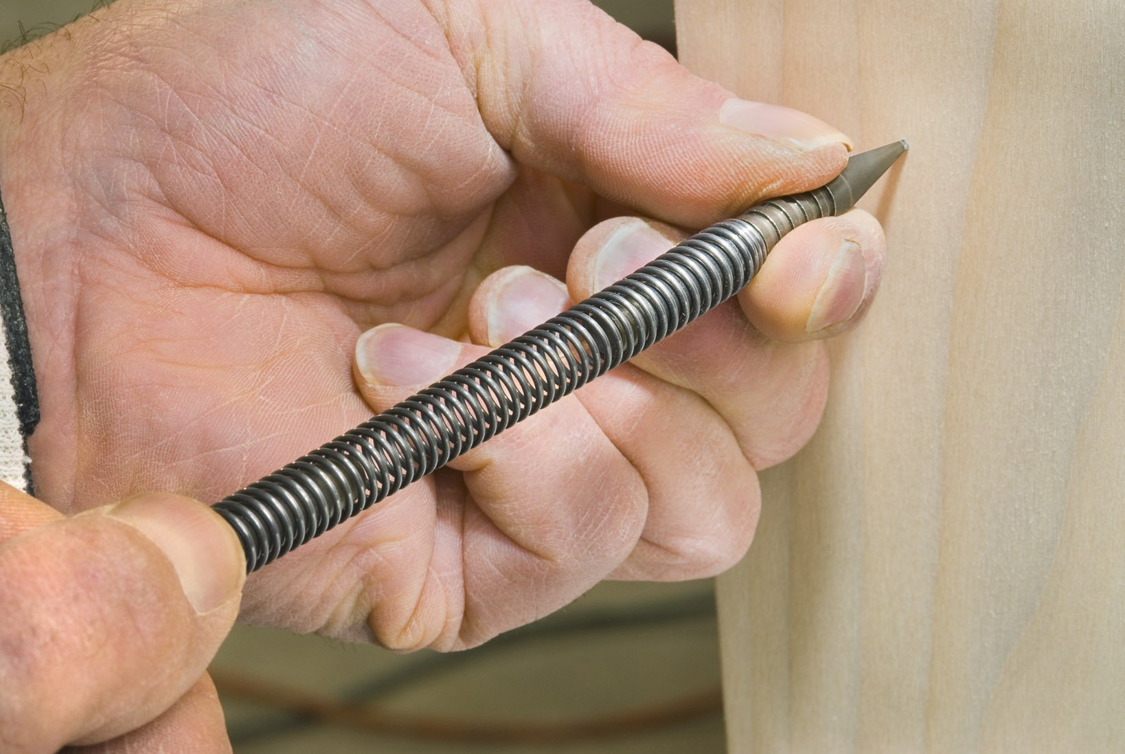 Professional Spring-Loaded Center Punch & Nail Set Tool - 2/32