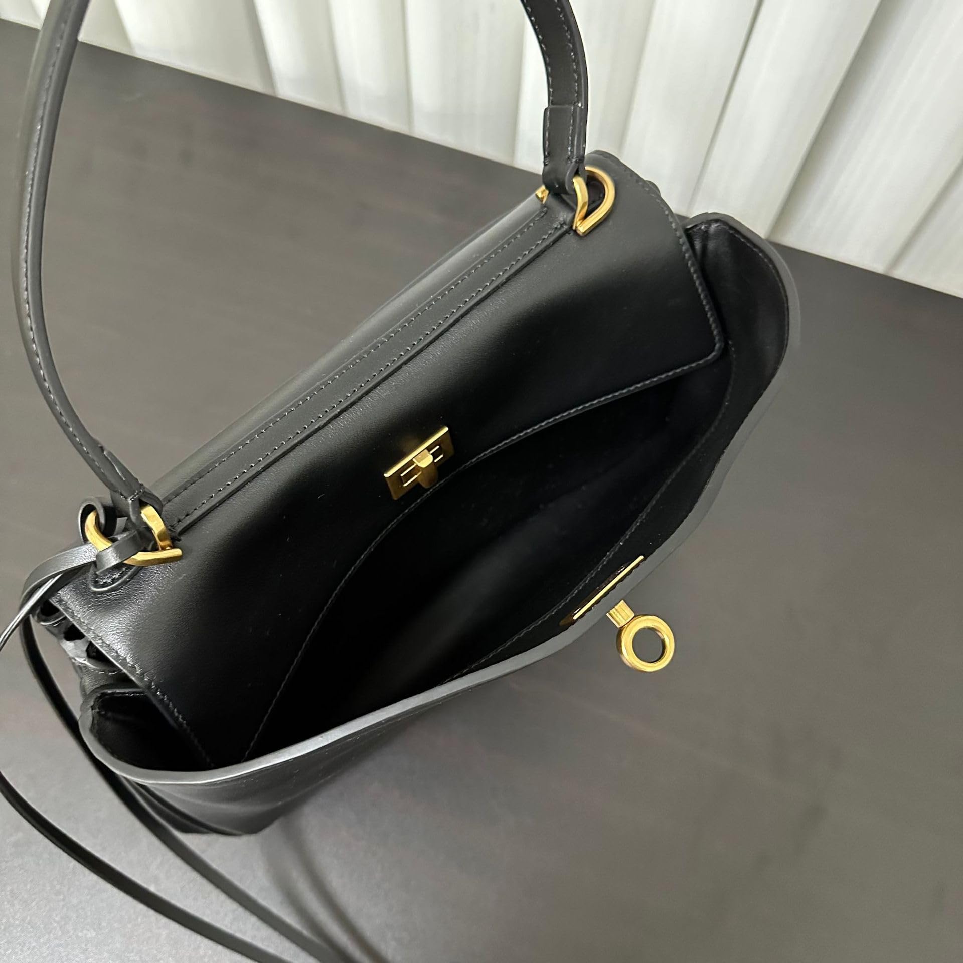 2024 New Women's Genuine Leather Black Tote Bag - Large Capacity 2-in-1 Shoulder & Crossbody Handbag for Work, Travel & Everyday Use