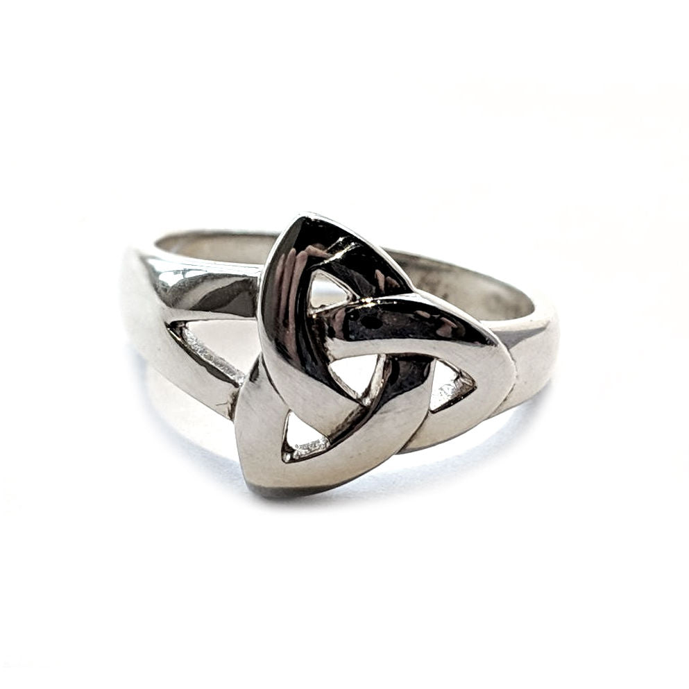 Trinity Knot Ring for Women - Celtic Love Knot Silver Ring - Elegant Irish Jewelry Gift for Her - Perfect for Weddings, Anniversaries & Special Occasions