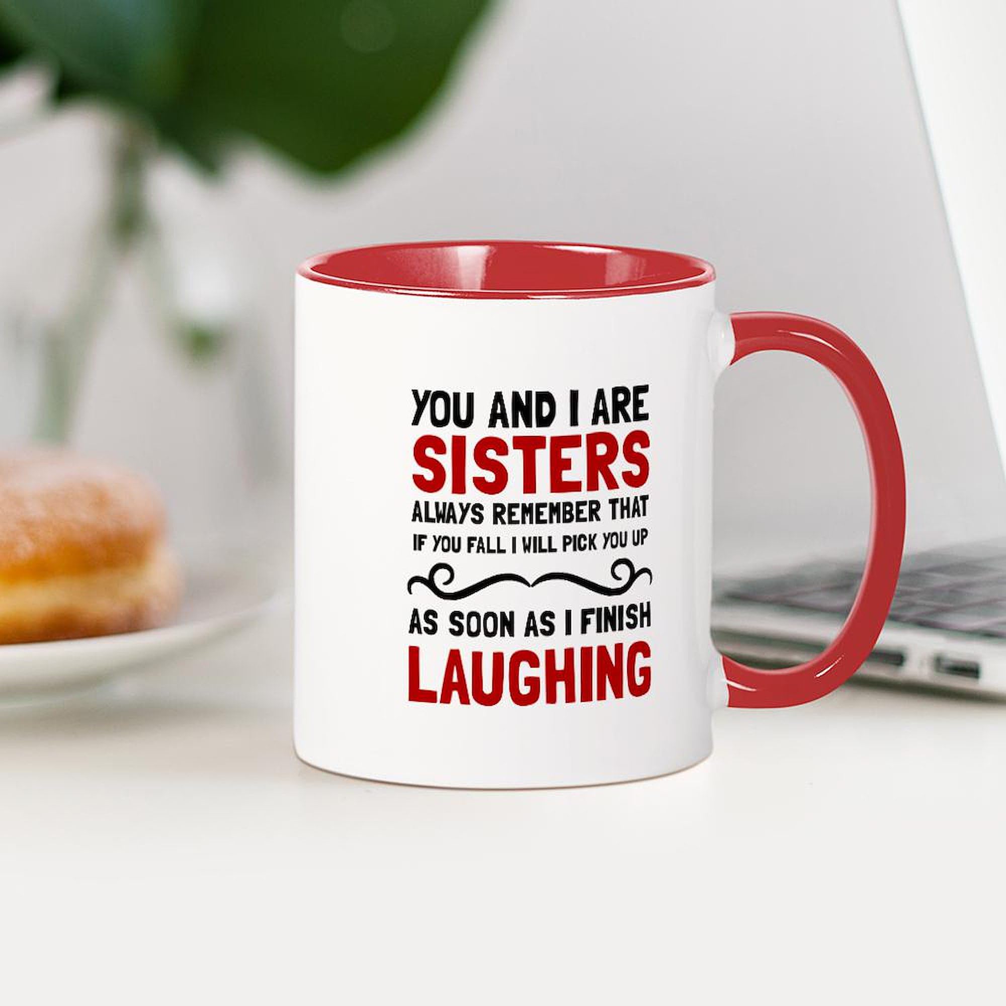 Sisters Laughing Coffee Mug - 11 oz (325 ml) Ceramic Tea Cup with Funny Design - Perfect for Sibling Gifts, Birthday Presents & Coffee Lovers