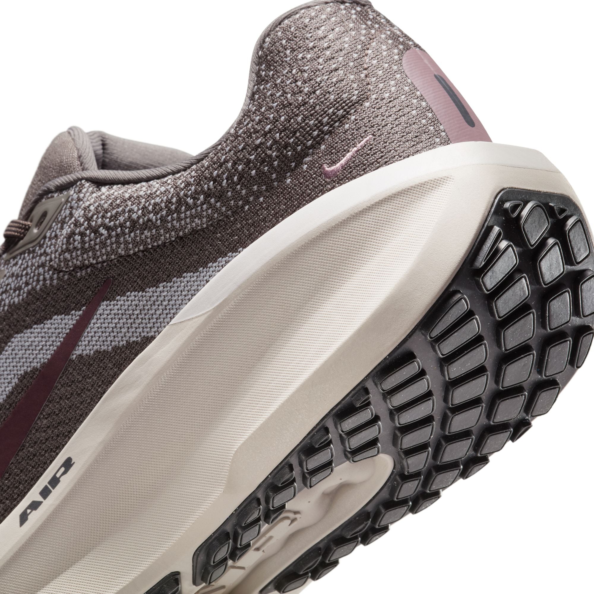 Nike Winflo 11 Running Shoes for Men - Lightweight Cushioned Athletic Sneakers for Jogging, Training & Gym Workouts
