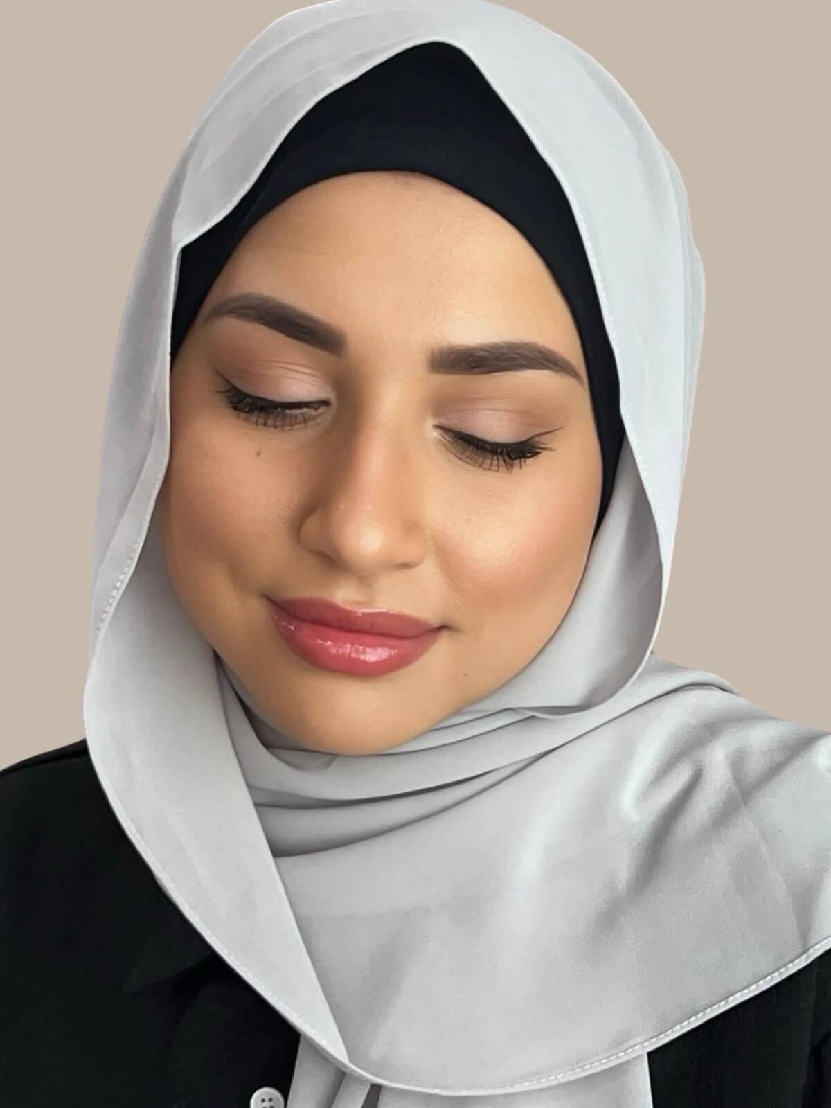 Elegant Classic Chiffon Hijab Scarf - Pearl Grey Color | Lightweight Muslim Headscarf for Women | Perfect for Daily Wear, Prayer, and Special Occasions