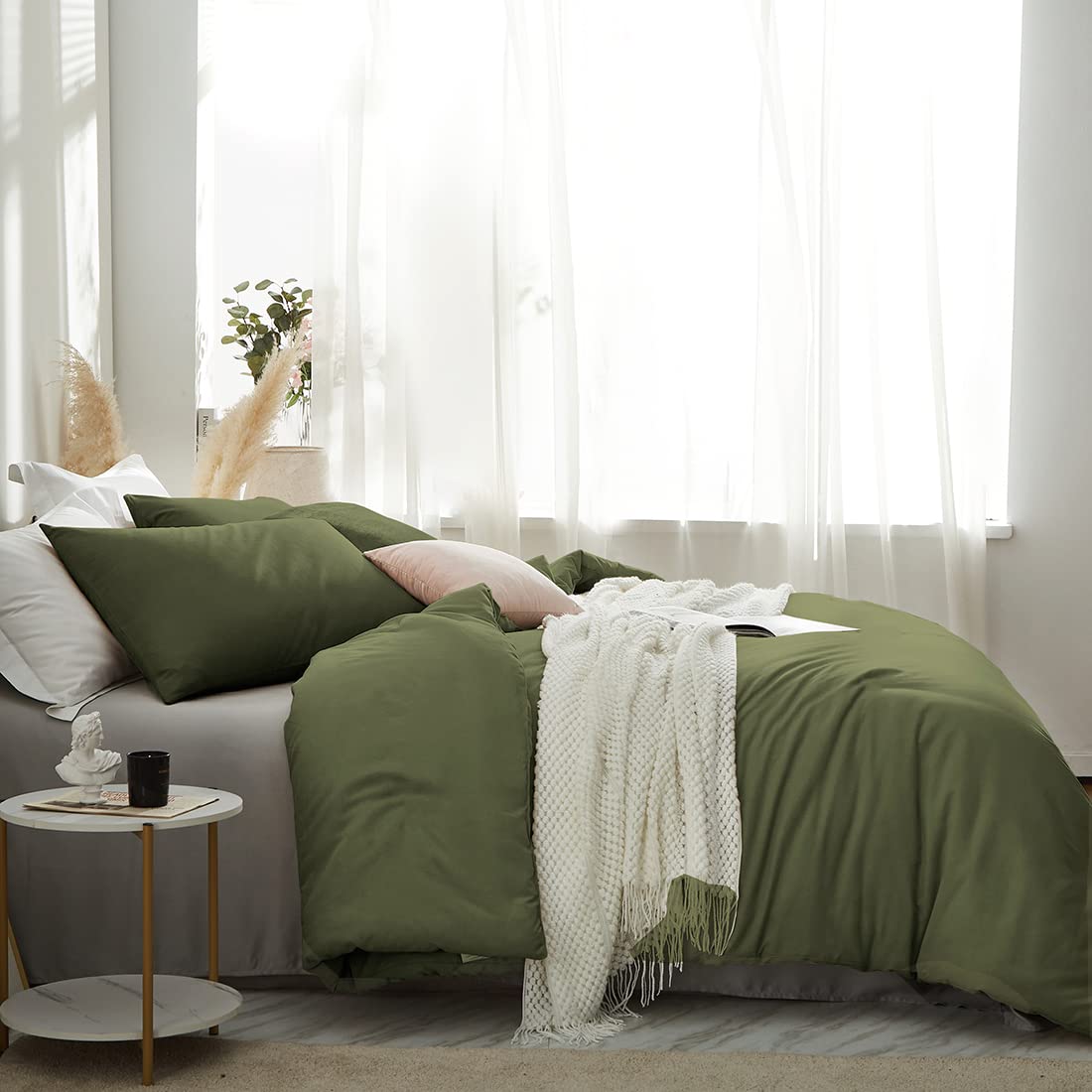 Nayoroom Army Green Duvet Cover Twin Size - Soft Microfiber Moss Olive Green Comforter Cover with Zipper & Ties, Modern Solid Color Bedding Set for Kids, Teens, Boys & Girls - Perfect for Cozy Bedrooms, Dorm Rooms & Gift Giving