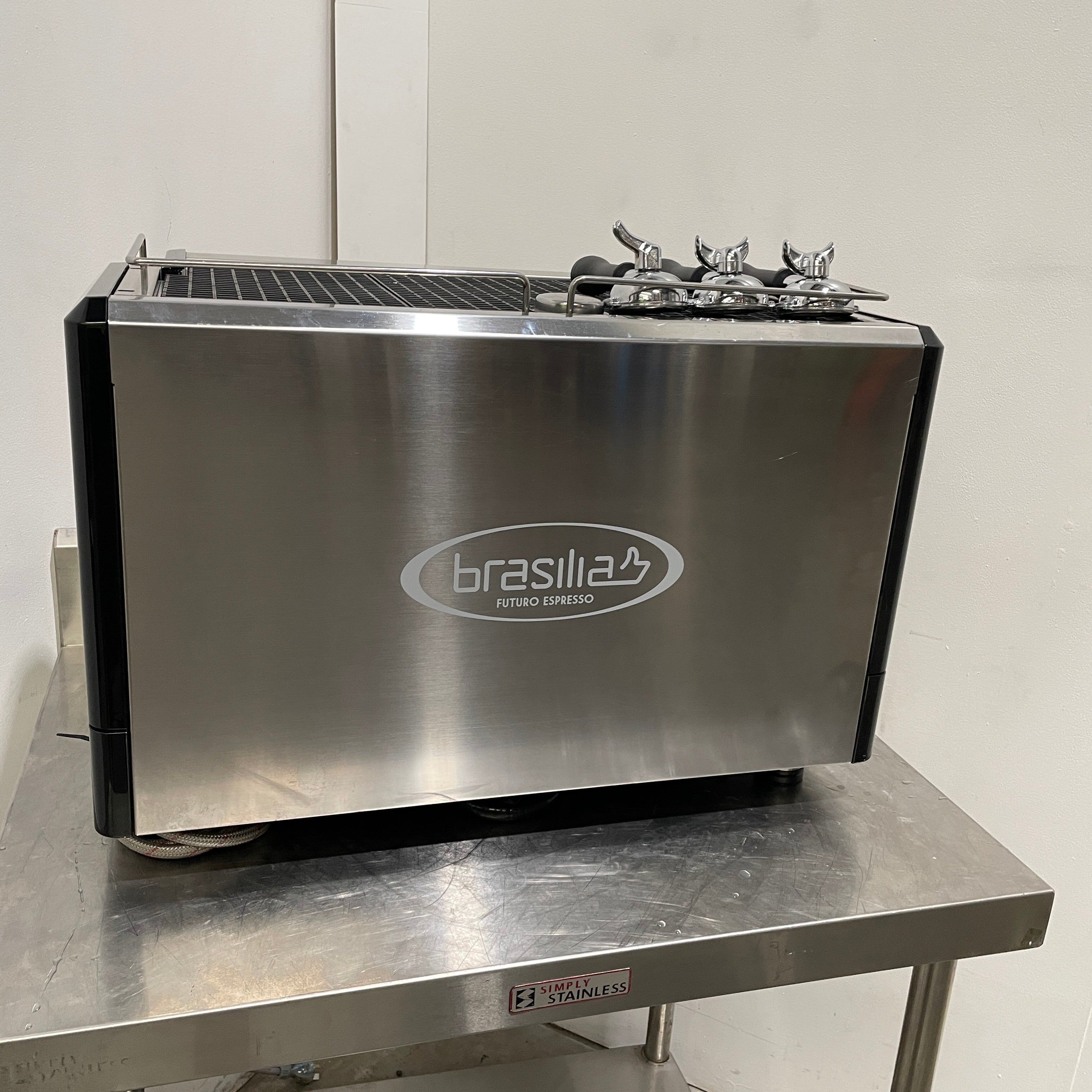 Brasilia BL 100 2 Group Commercial Coffee Machine for Restaurants & Cafes - Professional Espresso Maker with High Capacity