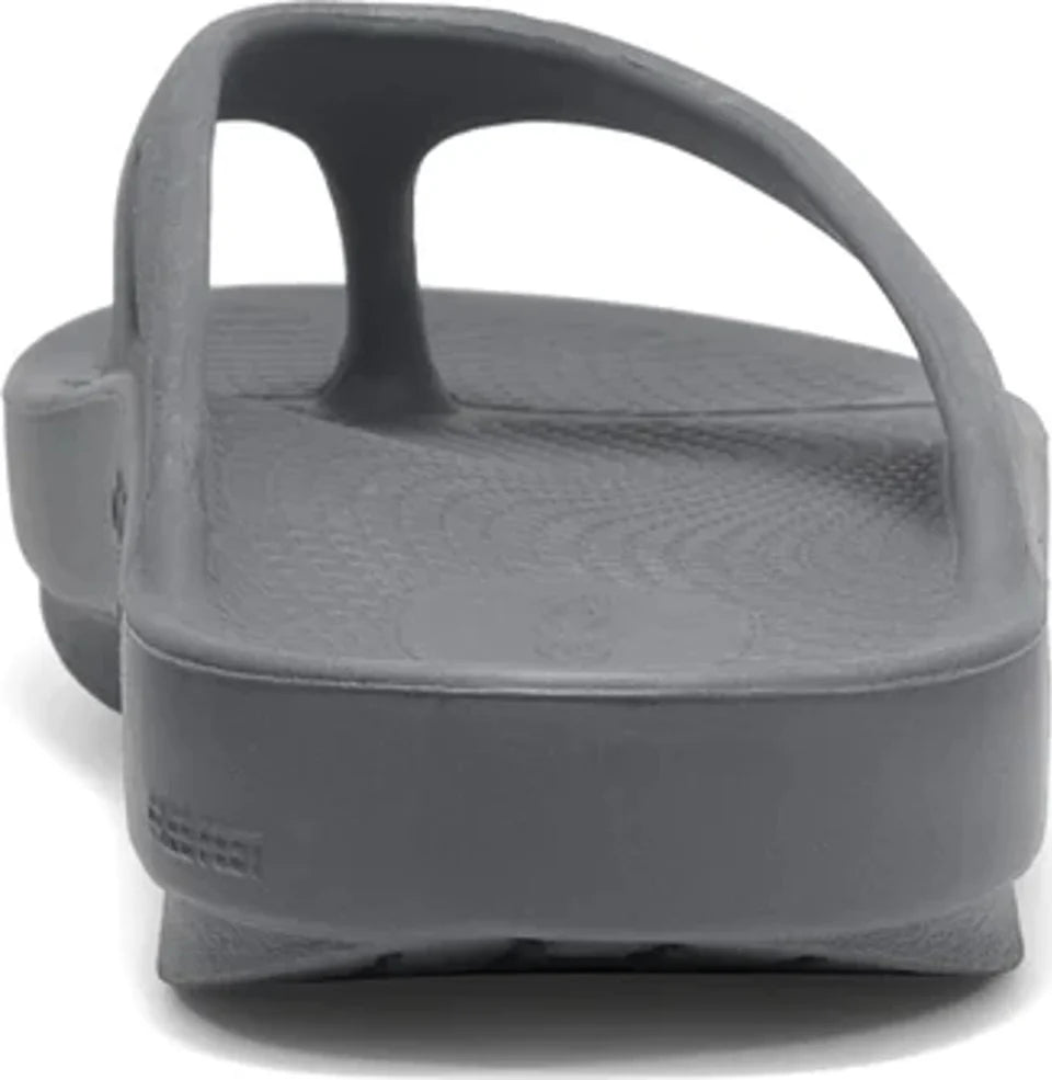 OOFOS Unisex Original Recovery Sandals - Slate | Comfortable & Supportive Footwear for Post-Workout, Walking & Everyday Wear