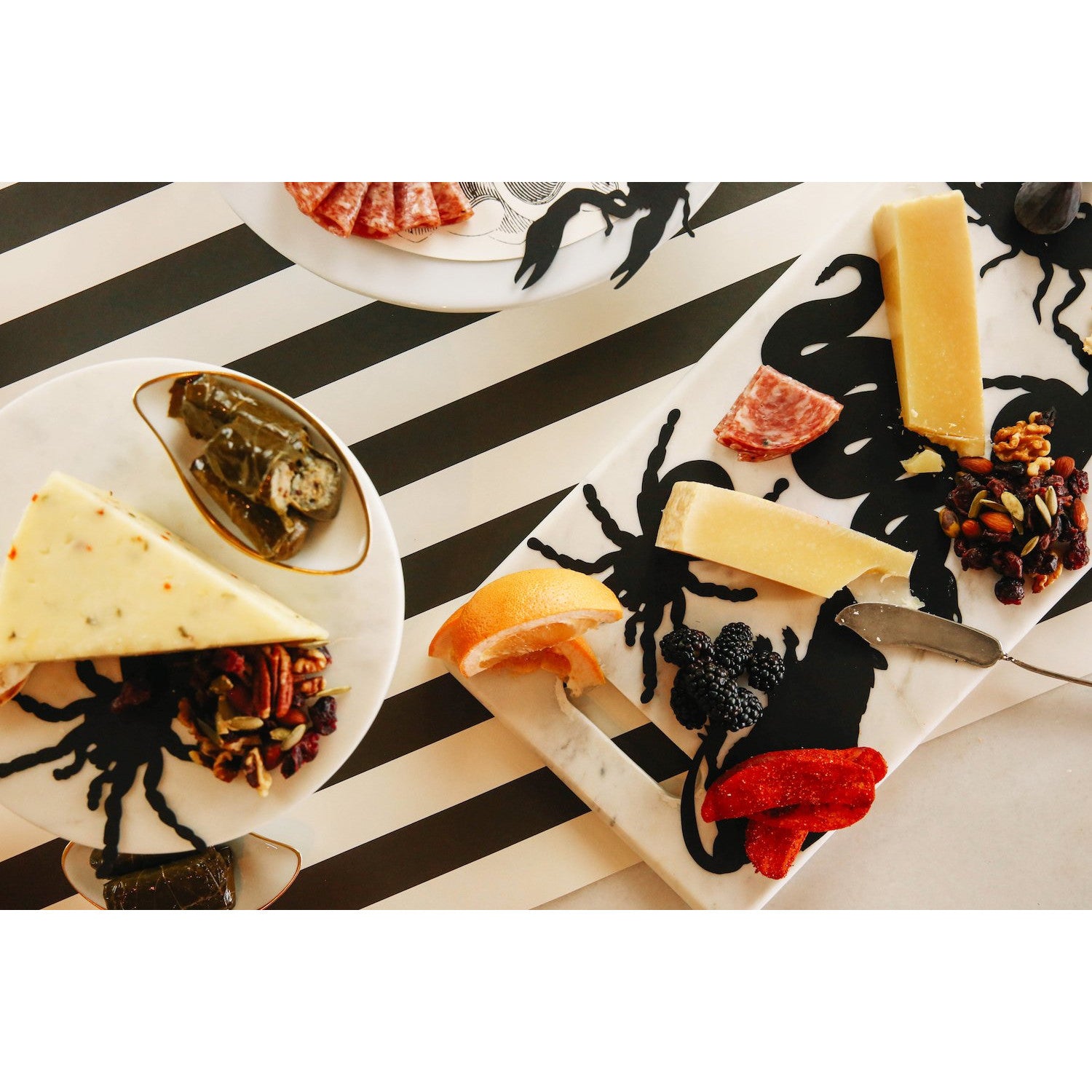 Creepy Crawly Serving Confetti - Halloween Party Decorations & Spooky Themed Table Scatter for Birthday Celebrations