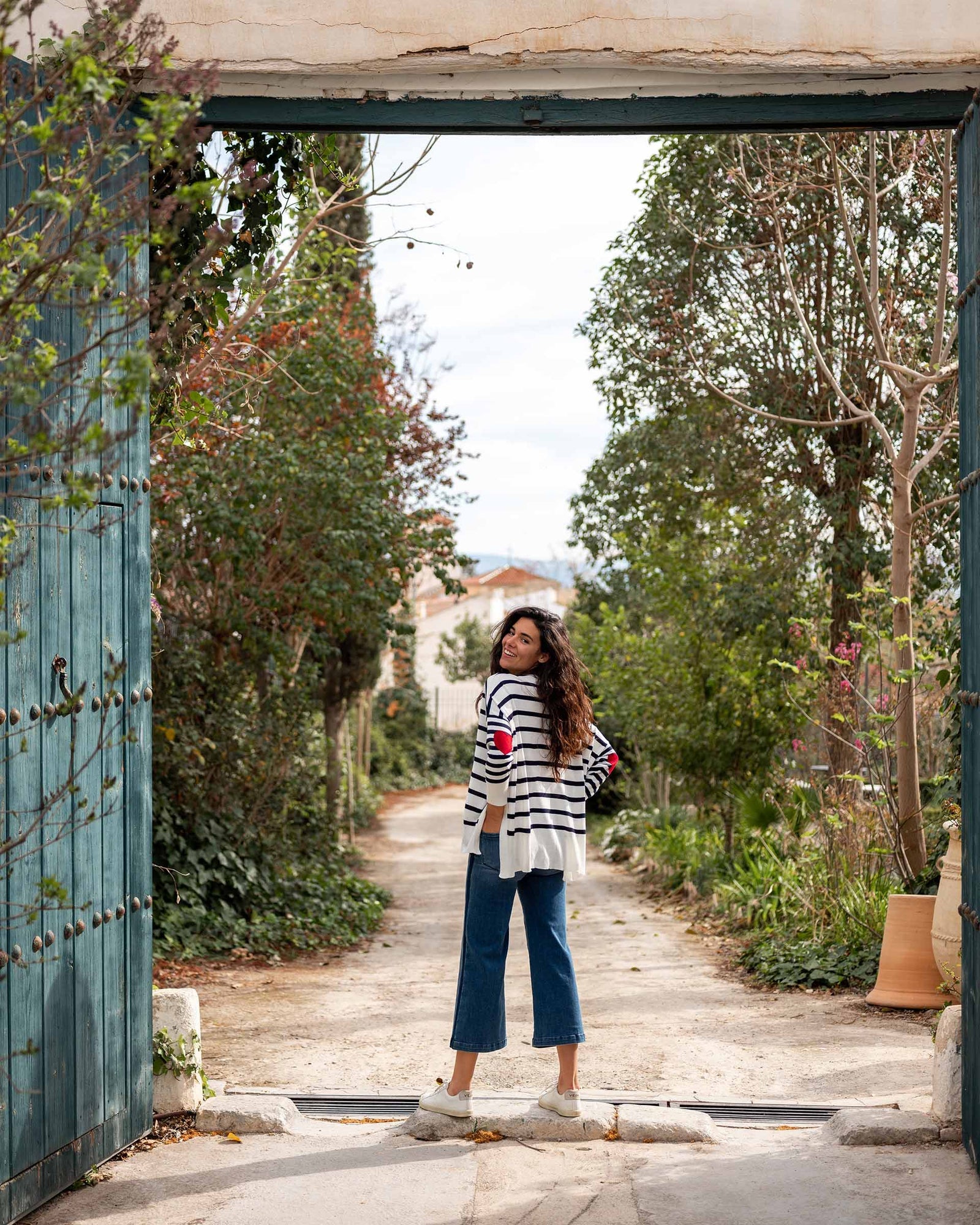 Amour Sweater with Heart Patch - Cute Knit Pullover for Women | Valentine's Day Gift, Casual Outfit & Cozy Winter Fashion
