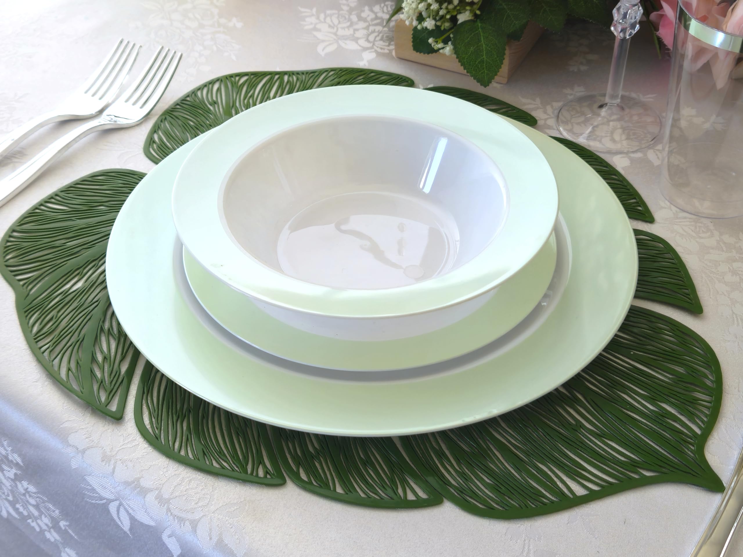120-Piece Pressed Vinyl Placemats Set - Elegant Wedding & Event Table Decor in Garden Green | Perfect for Dining Tables, Party Centerpieces & Home Decor