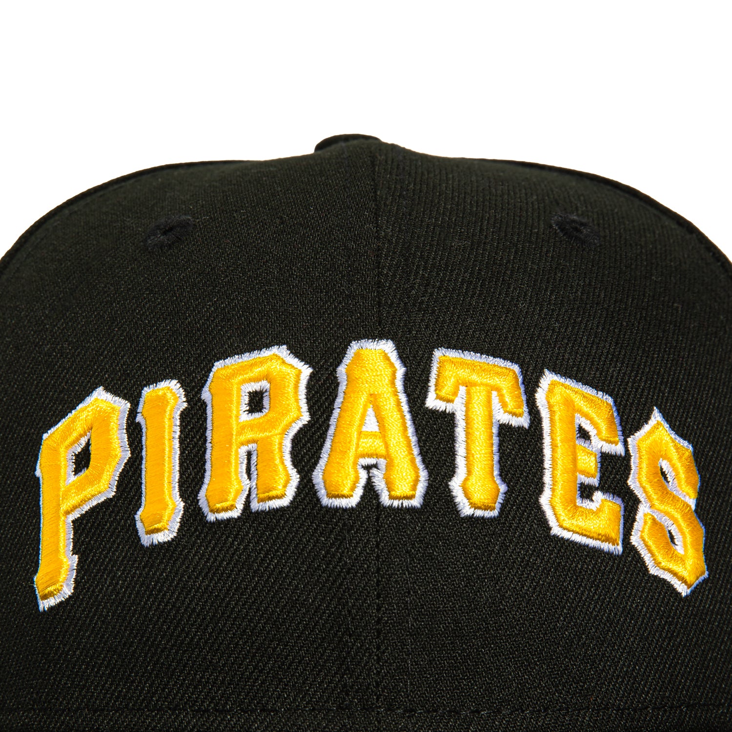 New Era 59Fifty Pittsburgh Pirates Roberto Clemente Patch Word Snapback Hat - Black & Gold Baseball Cap for Men, Women - Perfect for Games, Collecting & Streetwear Fashion