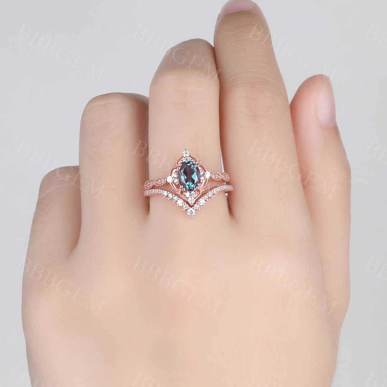 Rose Gold Alexandrite Bridal Ring Set with Oval Cut 6x8mm Diamond & V-Shape Matching Band - Milgrain Filigree Engagement Ring for Women | Perfect for Proposals, Weddings & Anniversary Gifts