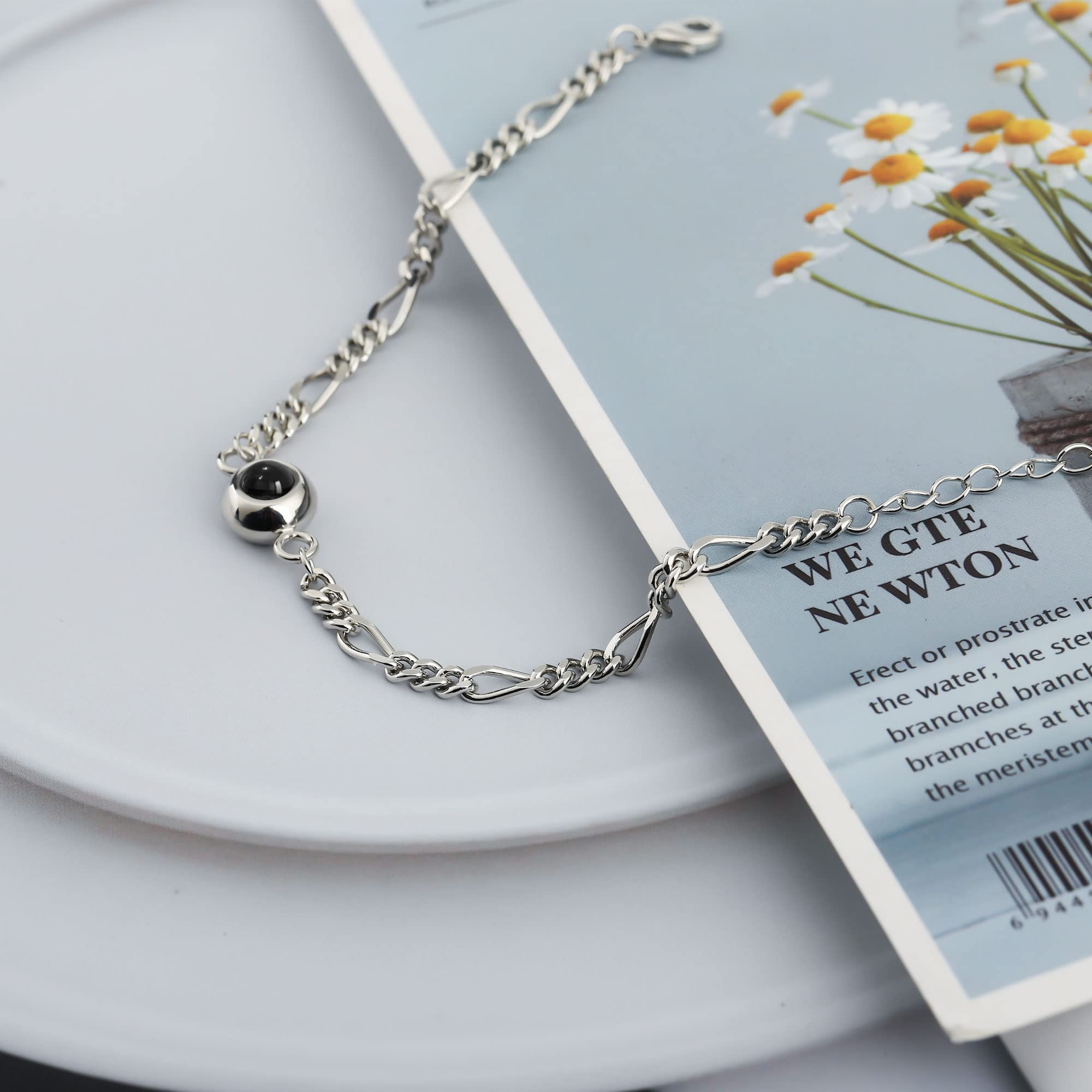 Custom Photo Bracelets for Couples - Personalized Picture Bracelets with Engraved Photos - Circle Link Chain Projection Jewelry for Women & Men - Perfect for Anniversaries, Birthdays, Christmas Gifts - Romantic Couple Gift for Date Nights & Special Occasions