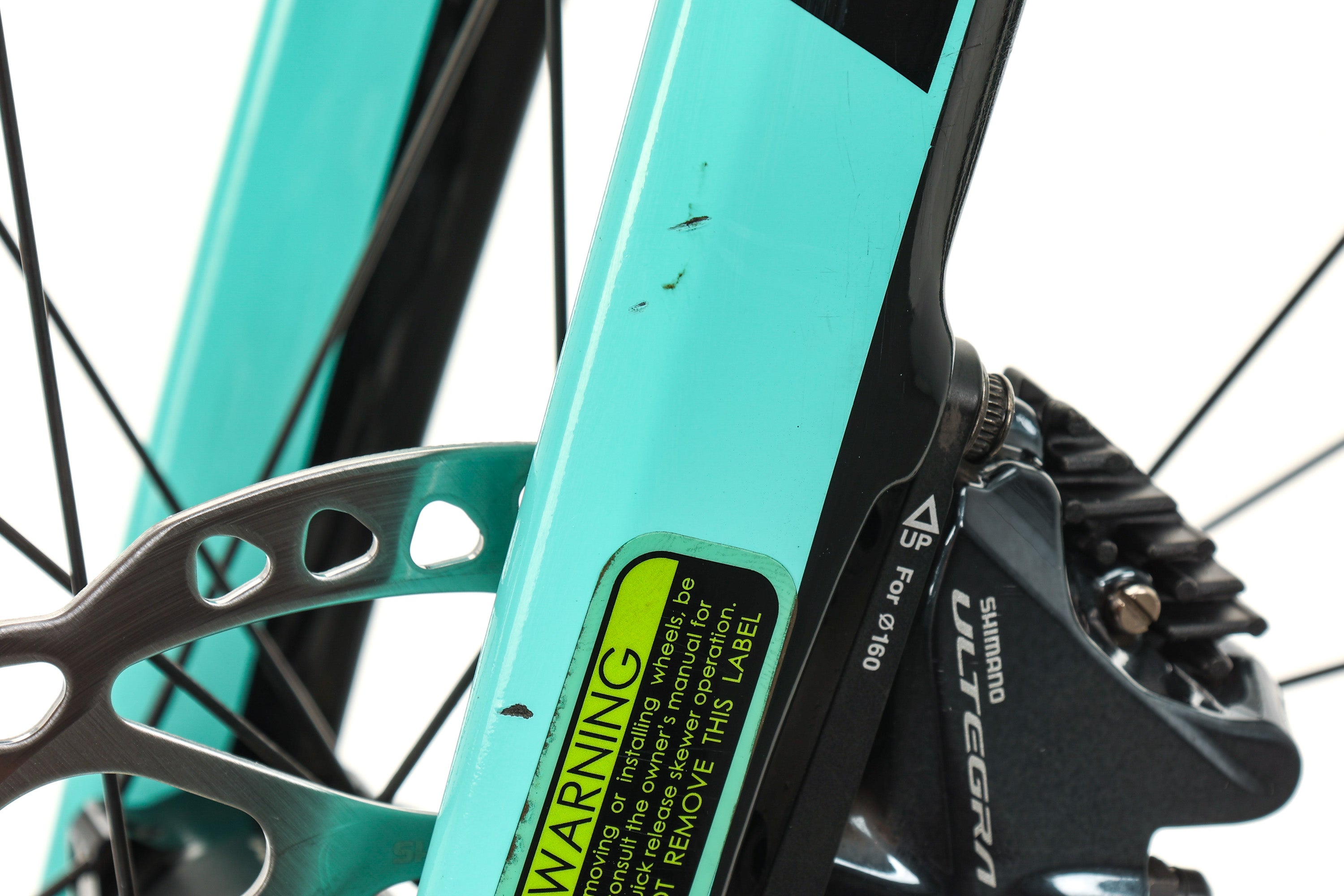 Bianchi Infinito CV Disc Road Bike 2020 - 57cm Carbon Frame Endurance Bike for Long Distance Cycling & Racing | Perfect for Commuting, Training, and Competitive Road Races