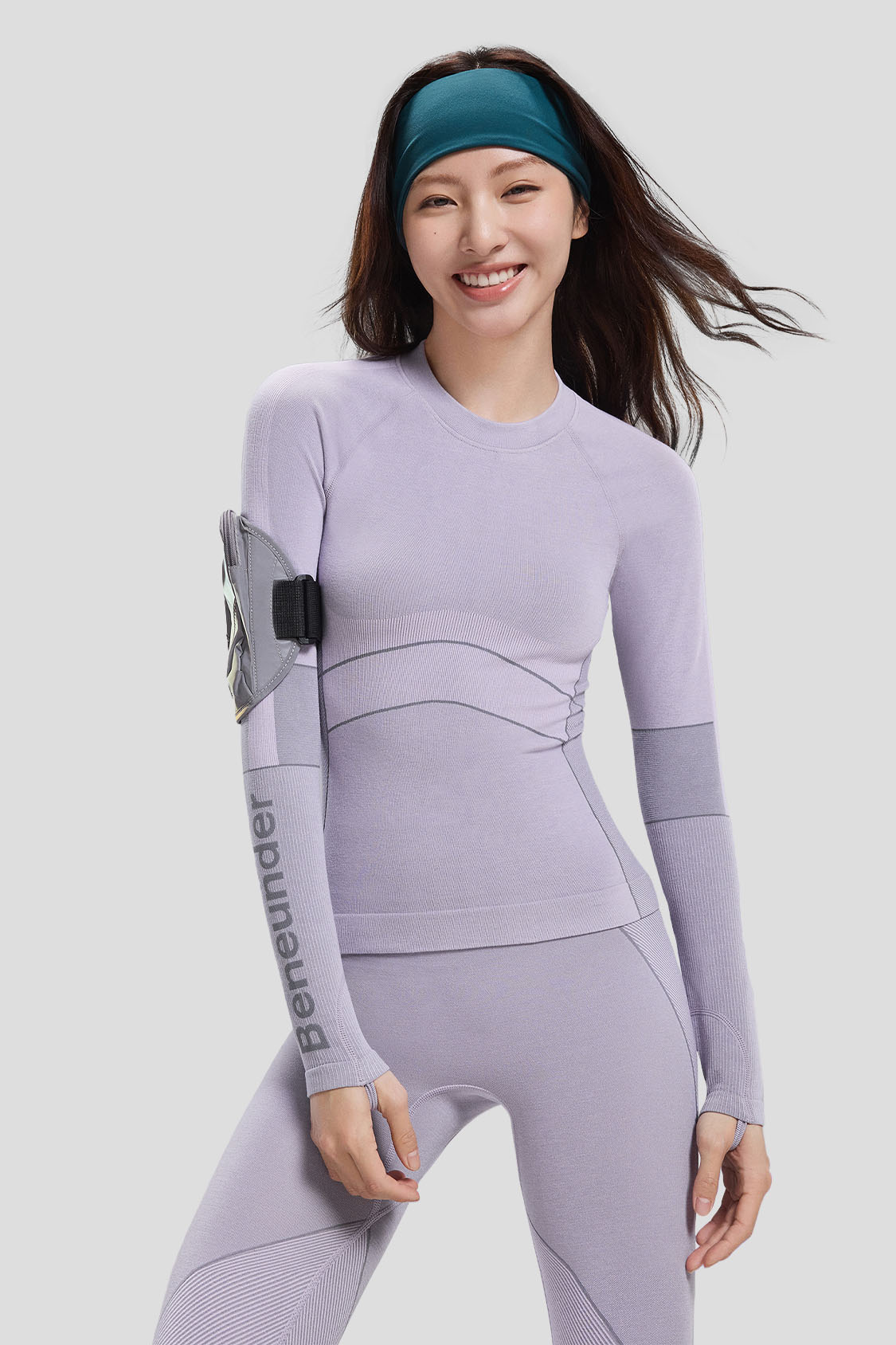 ActiveFlex Women's Sport Performance Set - High-Quality Workout Outfit for Running, Yoga & Gym - Perfect for Active Lifestyles & Fitness Enthusiasts
