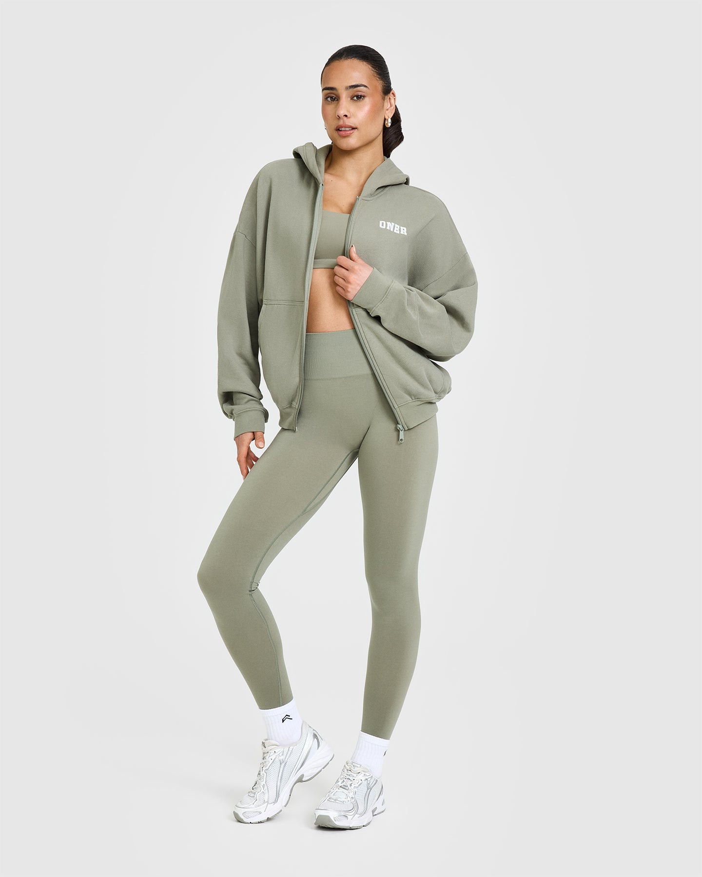 Soft Sage Green Mid-Weight Zip-Up Hoodie for Men & Women - Cozy Fleece Pullover for Casual Wear, Gym, and Outdoor Activities