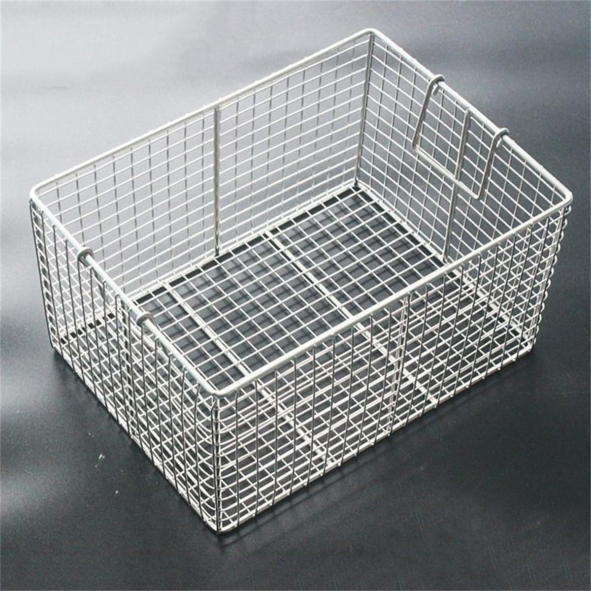304 Stainless Steel Sterilization Basket with Handle - Medical Instrument Tray for Hospital, Lab & Dental Use - 20x15x10cm Mesh Perforated Cleaning Basket for Surgical Tools & Dental Equipment Disinfection