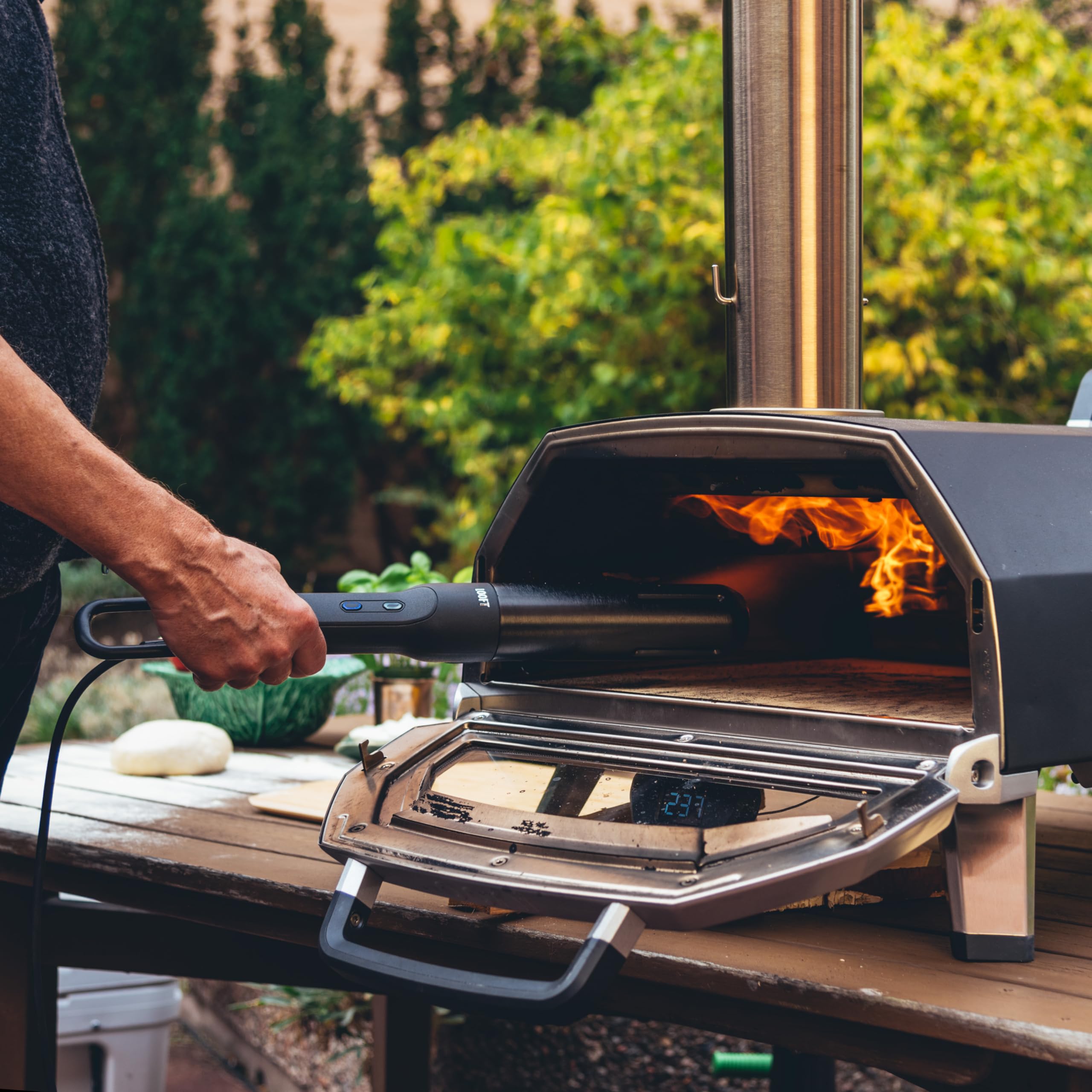 Looft Lighter II Electric Fire Starter for BBQ, Charcoal & Wood - Perfect for Outdoor Grilling, Camping & Fireplace Use