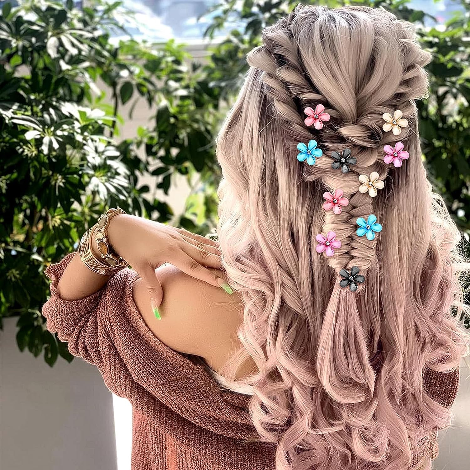 Elegant Pearl & Rhinestone Hair Claw Clips for Women - Mini Gold Metal Hair Barrettes with Flower Design (9-Pack, Daisy Korean Style) | Perfect for Parties, Weddings & Everyday Hairstyling