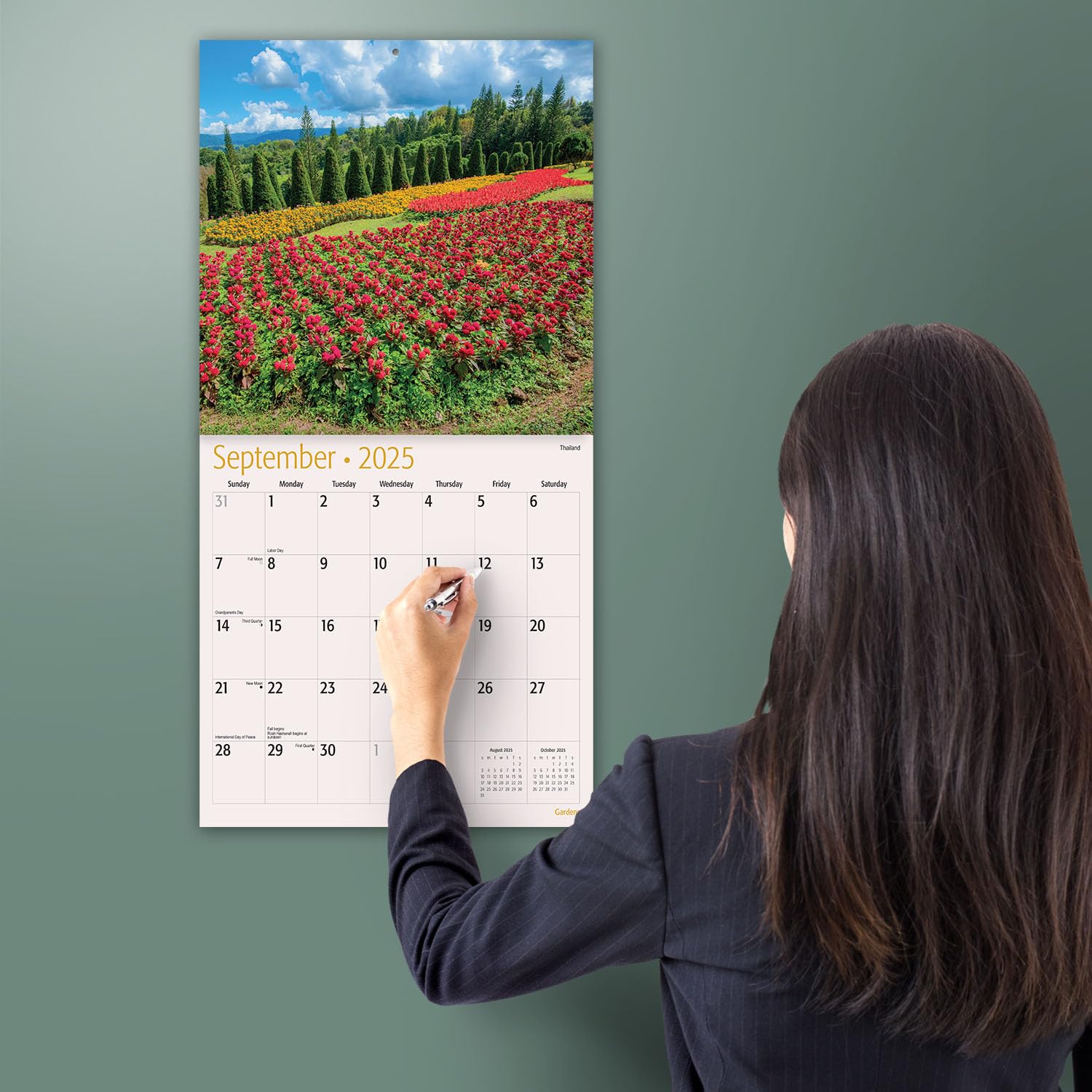 MICASA PRESS - Gardens 2025 Wall Calendar | 12 Month Planner 12