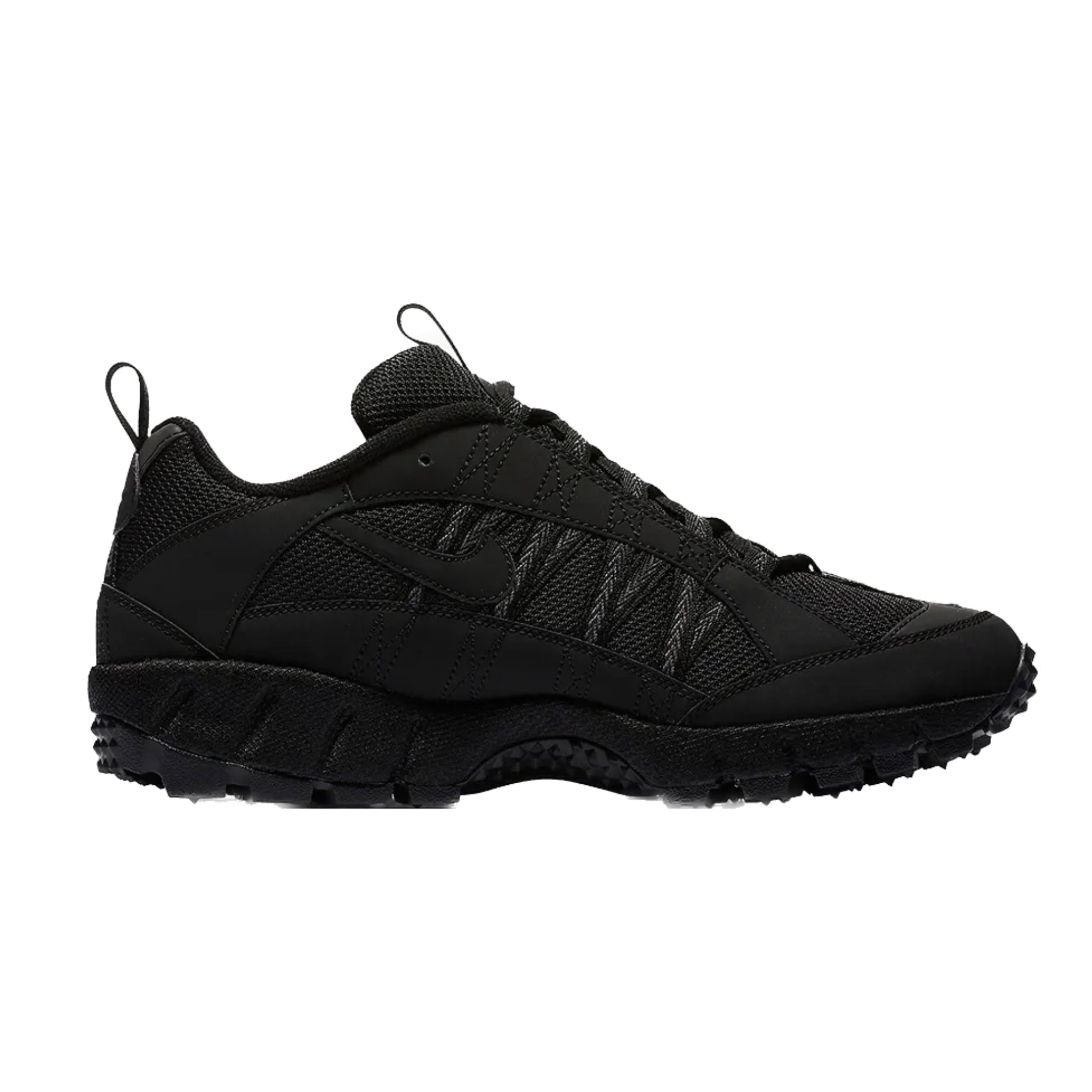 Nike x Supreme Air Humara 17 Sneakers - Supreme Black Men's Running Shoes for Streetwear & Urban Fashion