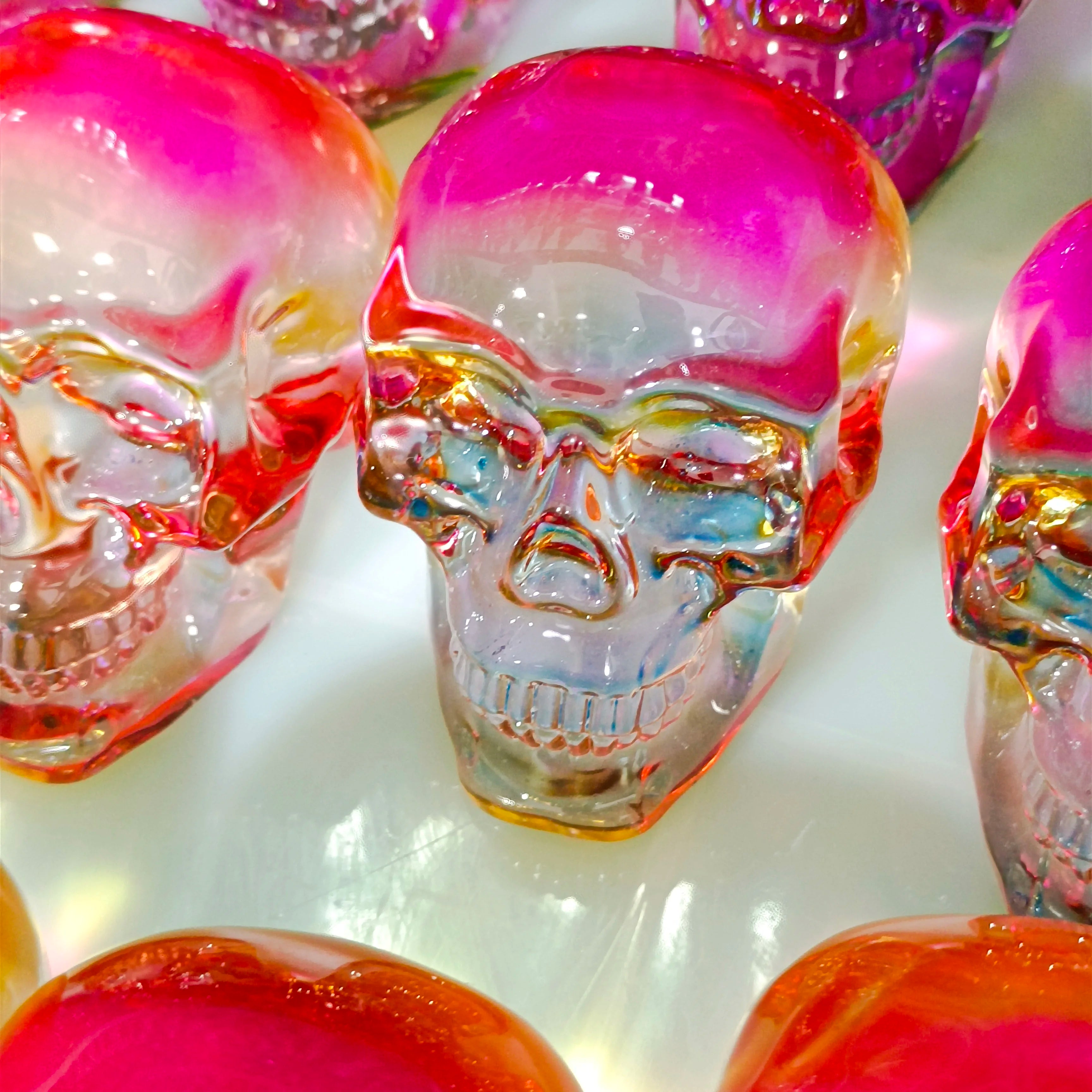 7-8cm Natural Aura Quartz Crystal Skull Carving - Handcrafted Mineral Specimen for Home Decor, Halloween DIY, Meditation & Healing Stone | Perfect for Gifts, Altars & Spiritual Practices