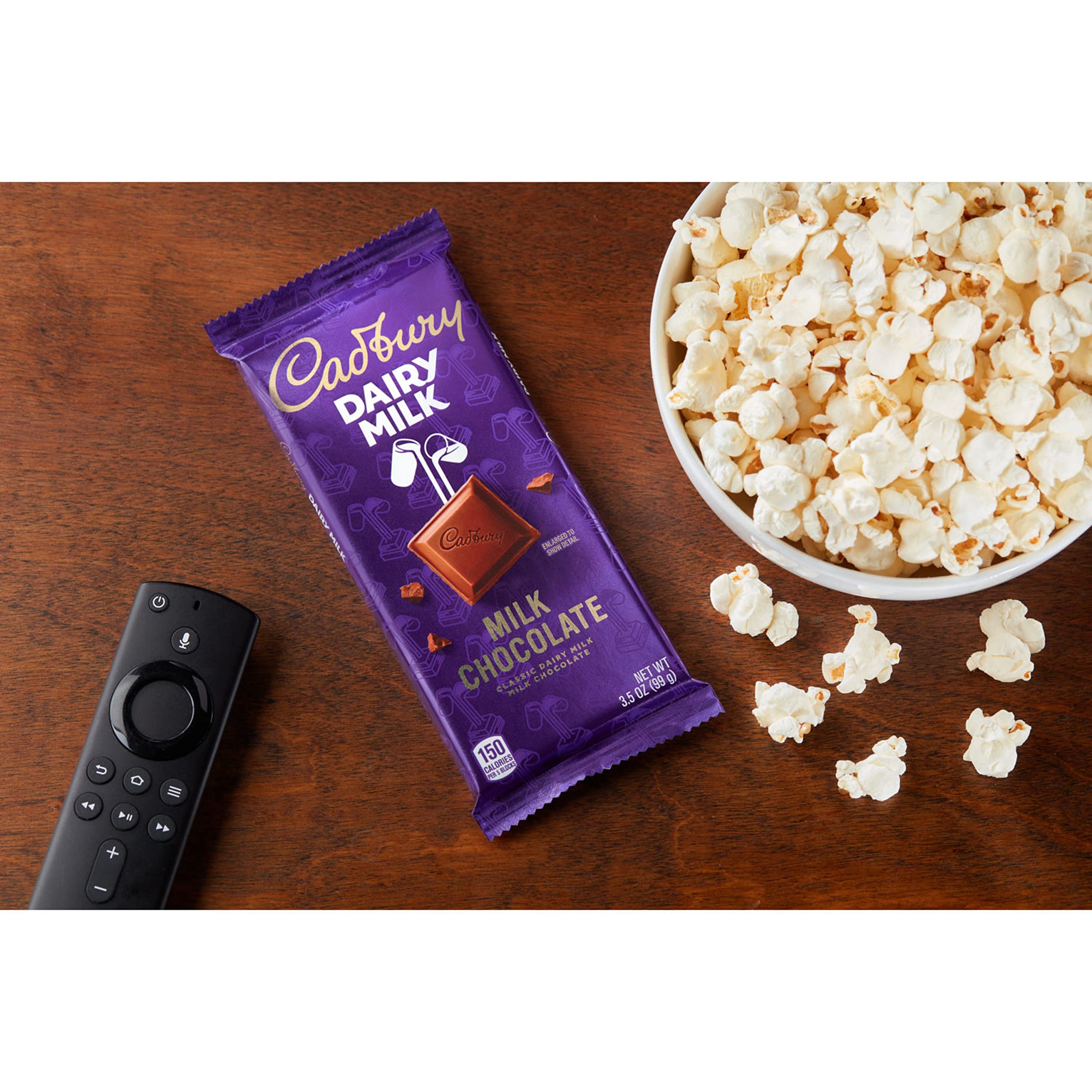 Cadbury Dairy Milk Chocolate Bar - 3.5 oz (100g) Creamy Milk Chocolate Candy for Gifts, Snacking & Baking | Perfect for Halloween, Christmas & Party Favors