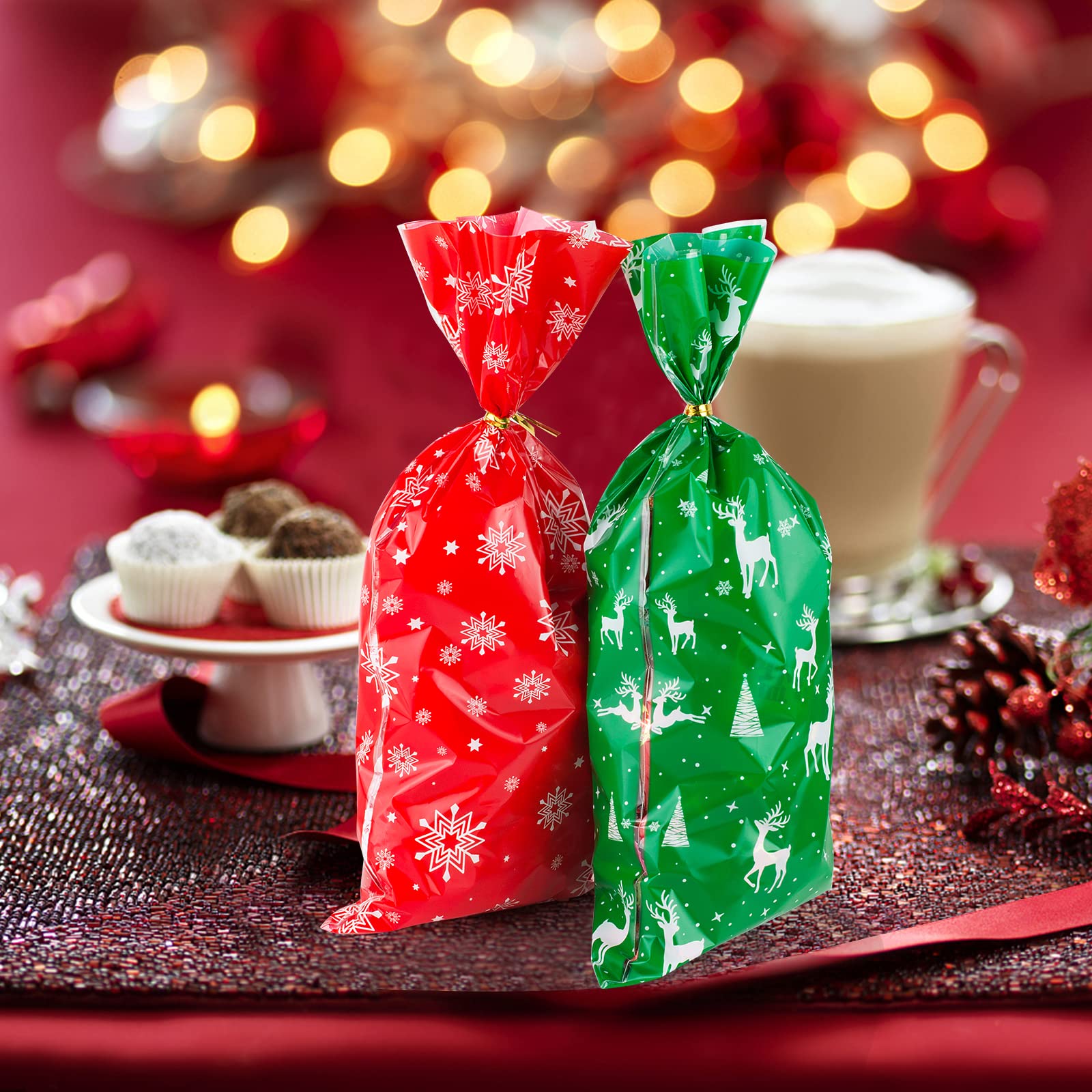 200 PCS Christmas Cellophane Goody Bags Assortment - Holiday Treat Bags, Party Favors, Candy Bags for Christmas Gifts & Party Supplies - Perfect for Christmas Parties, Gift Wrapping & Holiday Celebrations