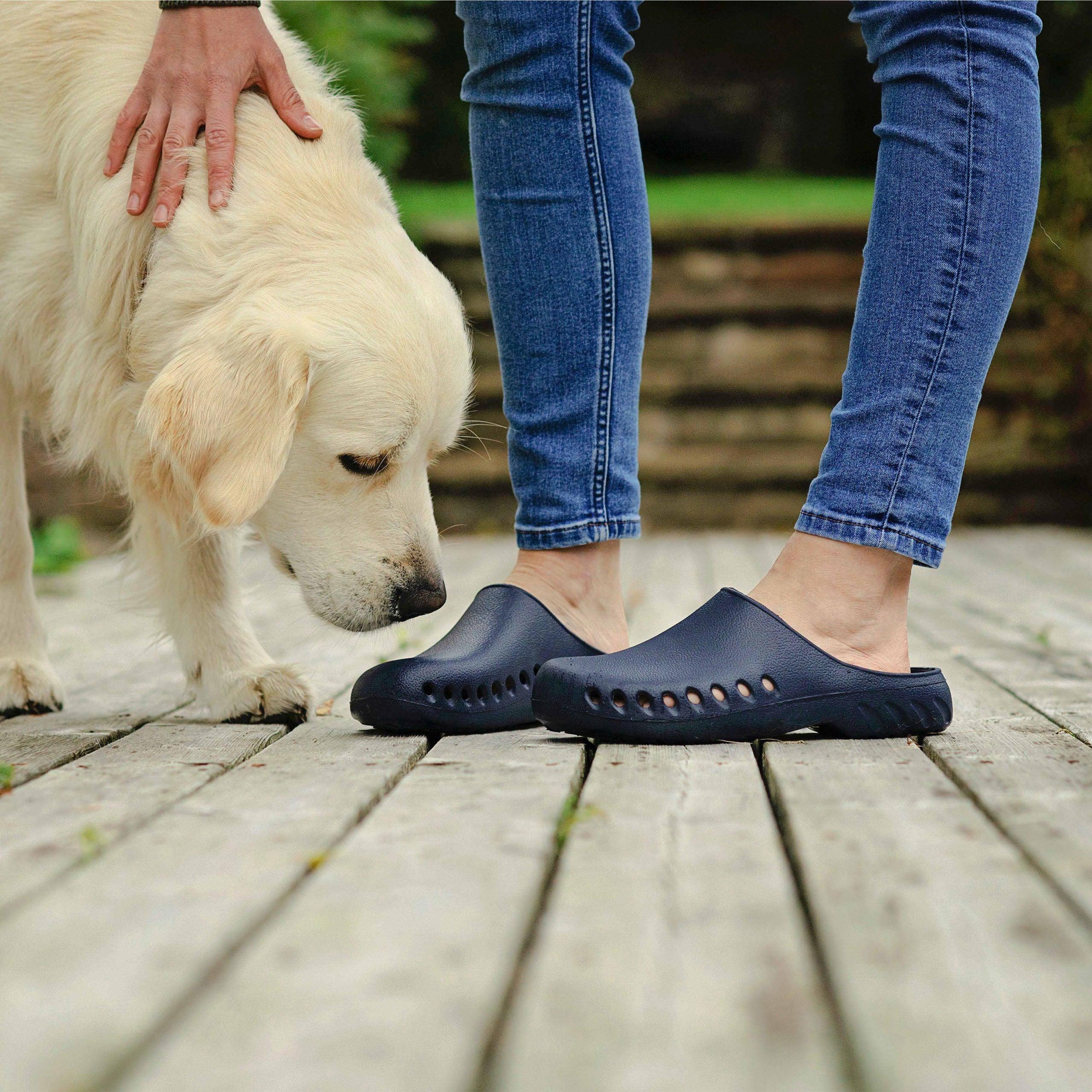Women's Dovenby Ventilated Clogs - Comfortable Slip-On Shoes for Nurses, Gardeners & Home Use - Breathable & Lightweight Clogs for All-Day Wear