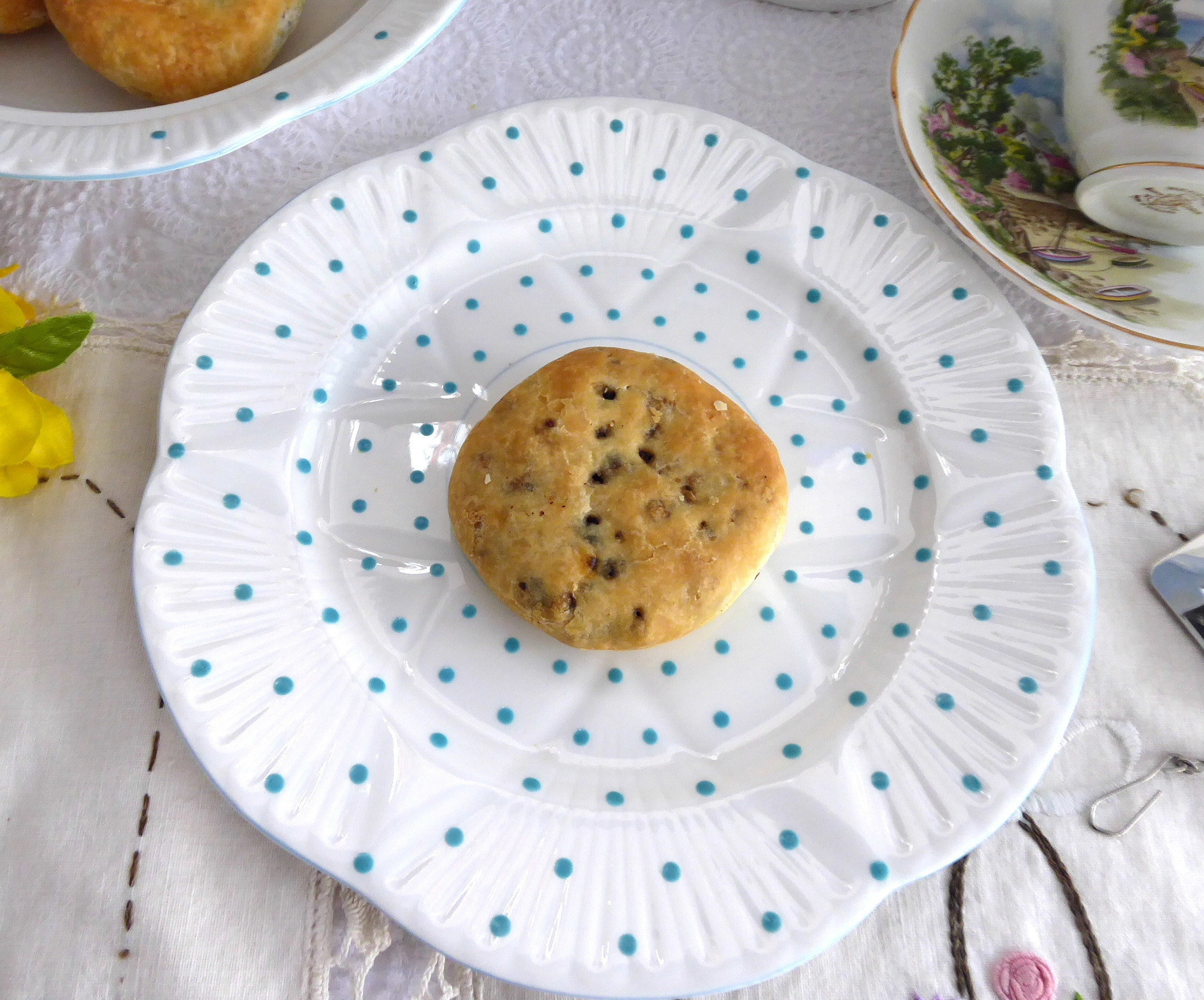 Vintage Shelley Dainty Shape Polka Dot Luncheon Plate in Turquoise - 1940s to 1966 Collectible China | Perfect for Afternoon Tea, Vintage Table Settings & Home Decor