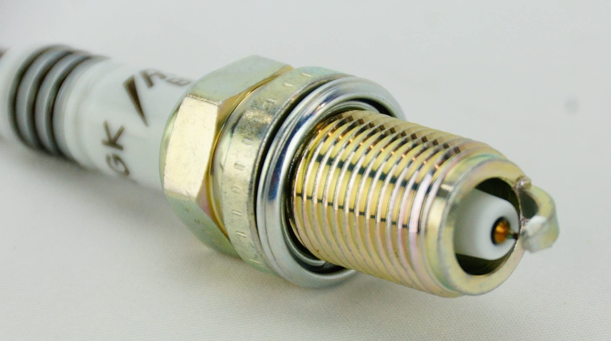NGK 2667 Iridium IX Spark Plugs BKR7EIX - 6 Pack - High Performance Spark Plugs for Cars, Trucks & SUVs - Perfect for Improved Fuel Efficiency & Engine Performance