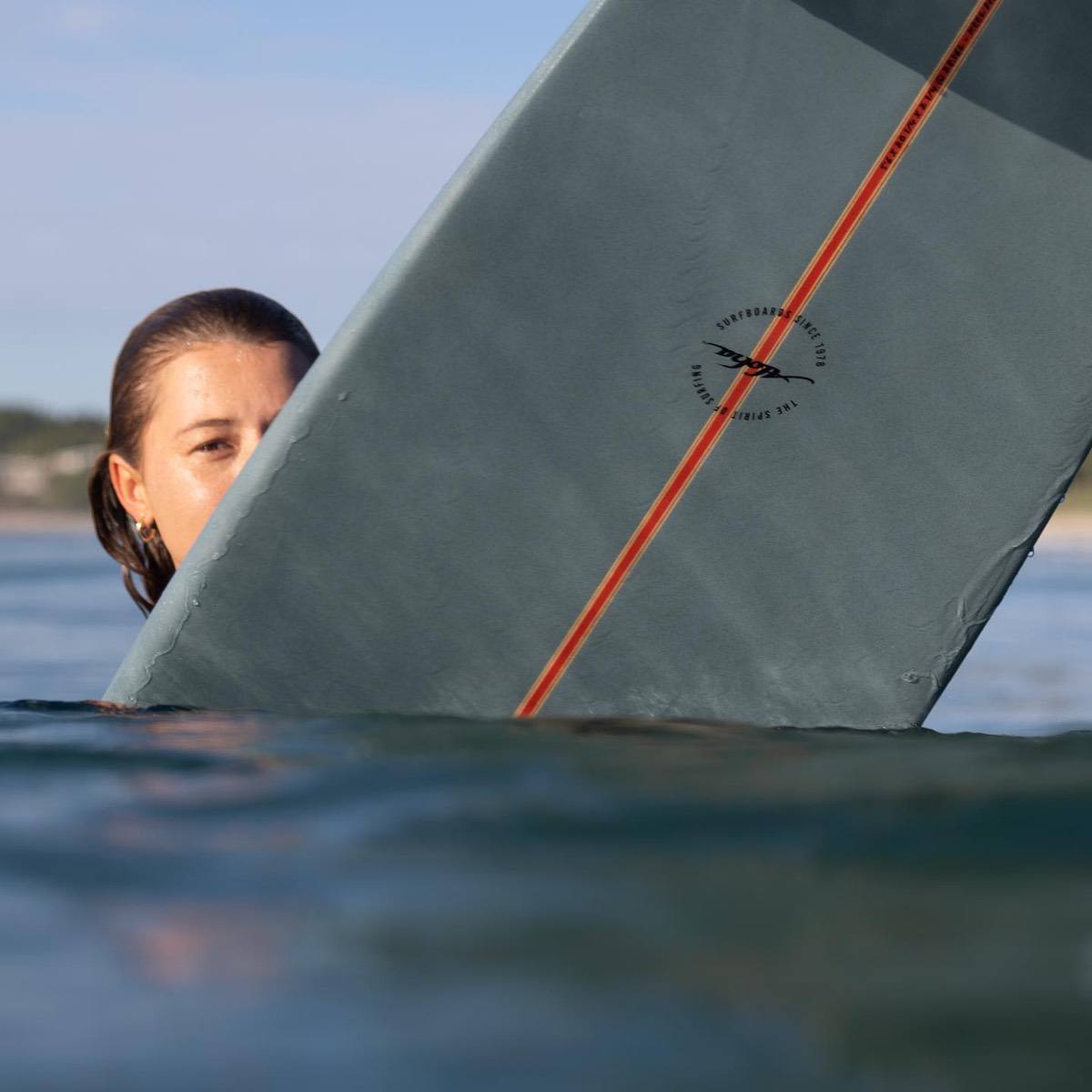 Aloha Keel Twin 6'4 Surfboard - Premium PU Construction - Blue Futures Fins - Perfect for Small Waves & Beach Cruising