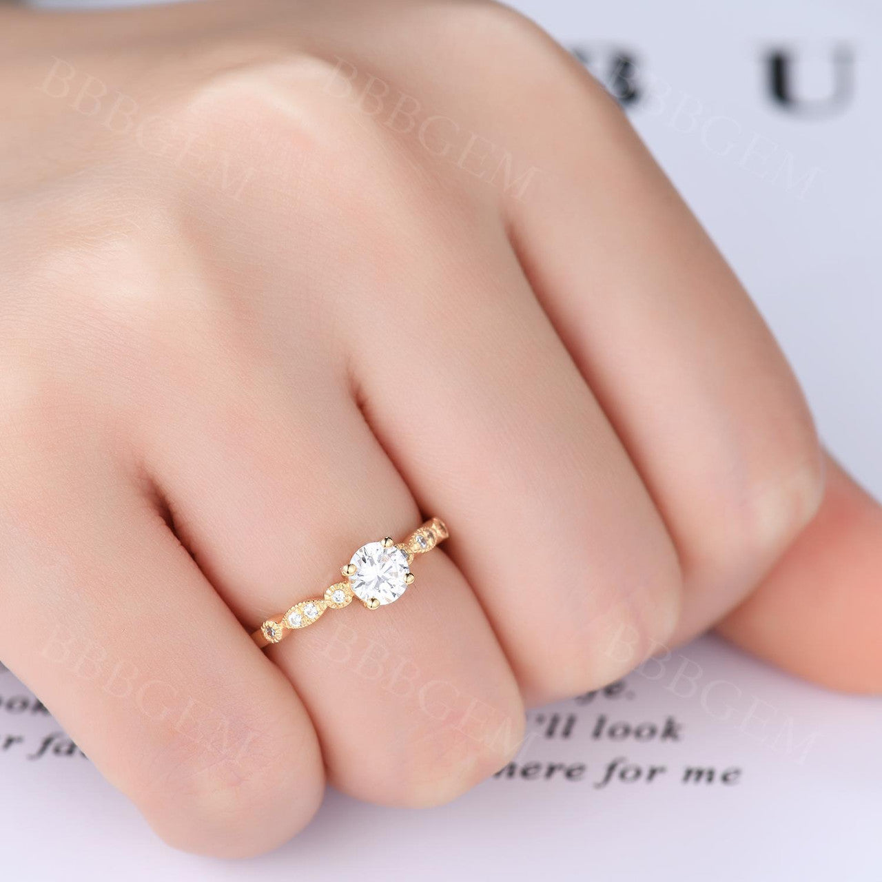 5mm Round Moissanite Marquise Diamond Engagement Ring - 14k/18k Rose Gold Wedding Band for Women - Classic 4 Prong Setting, Perfect for Proposals, Anniversaries & Bridal Jewelry