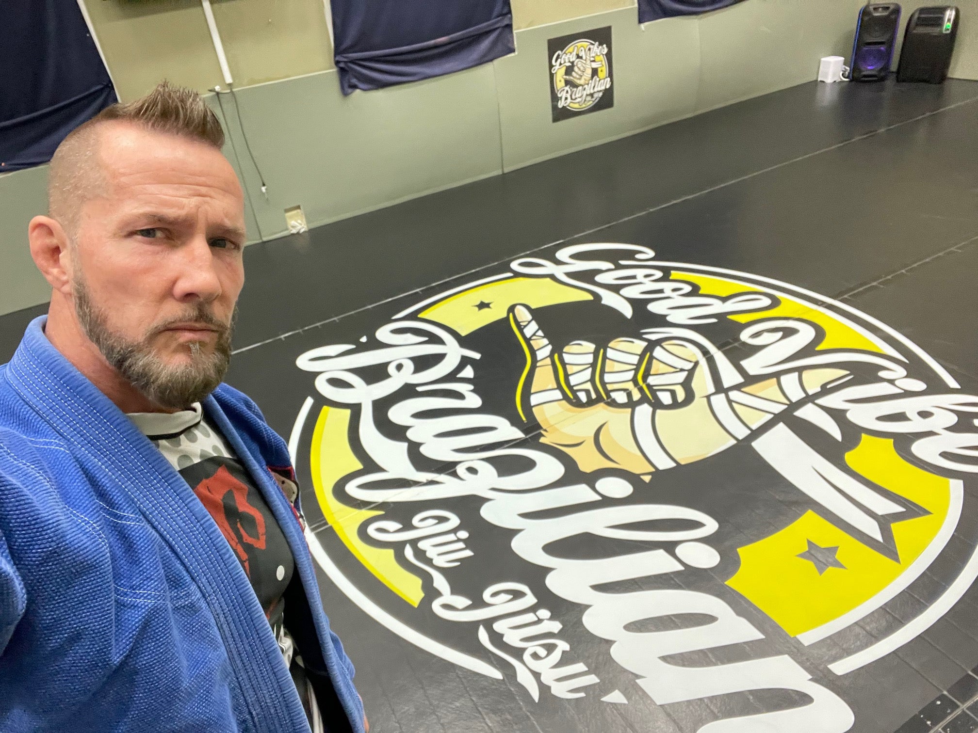 20' x 10' Roll Up Martial Arts Flooring Mat - Non-Slip, Portable Training Mat for MMA, Karate, Judo & Home Gym - Perfect for Dojo, Fitness Studio & Kids Play Area