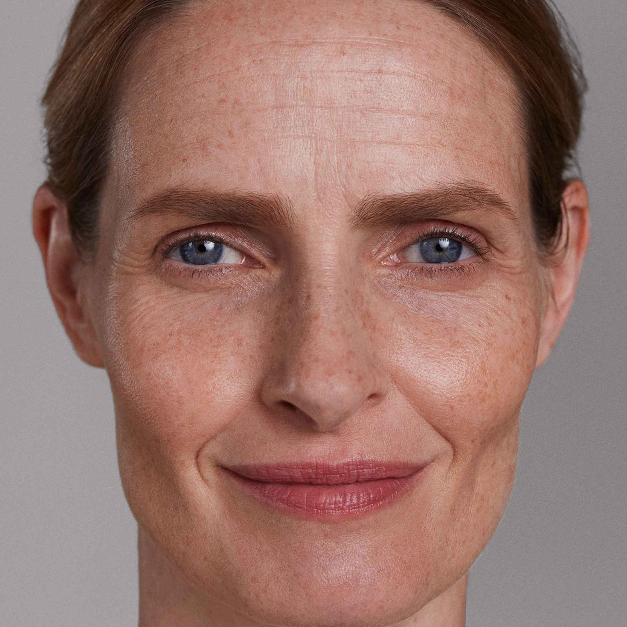Kjaer Weis Brow Pencil - Natural & Vegan Eyebrow Pencil for Perfectly Shaped Brows | Cruelty-Free & Long-Lasting | Ideal for Everyday Makeup & Professional Looks