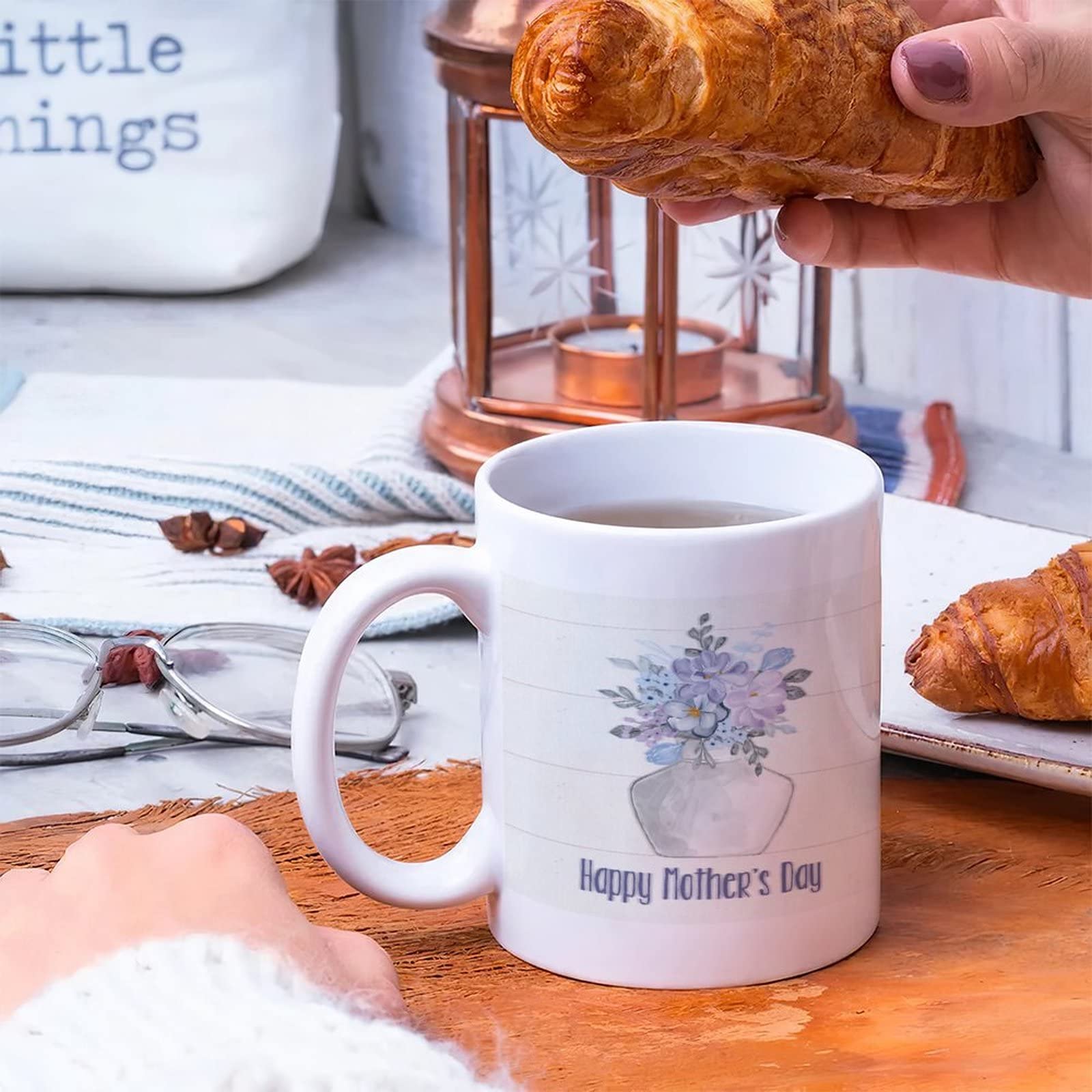 11oz Ceramic Coffee Mug - Happy Mother's Day Gift with 'I Love You Mom' Design, Inspirational Tea Cup for Coworkers, Friends & Family (Perfect for Coffee, Tea, or Hot Chocolate at Home/Office)