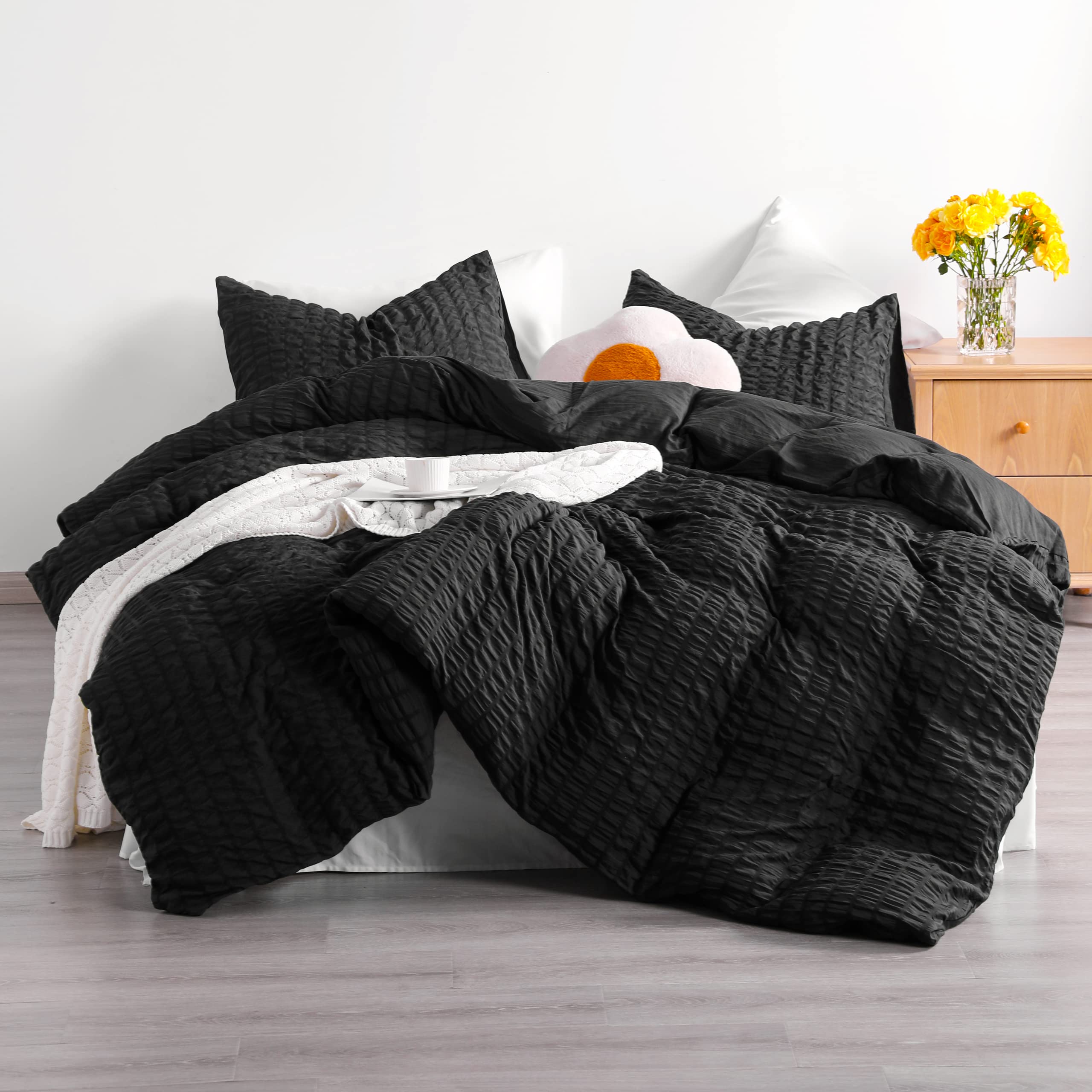 NTBAY Seersucker Twin Duvet Cover Set - 2 Piece Washed Microfiber Comforter Cover with Zipper Closure (68x90 Inches, Black Stripe) - Soft Textured Bedding for Kids' Room & Guest Bedroom Decor