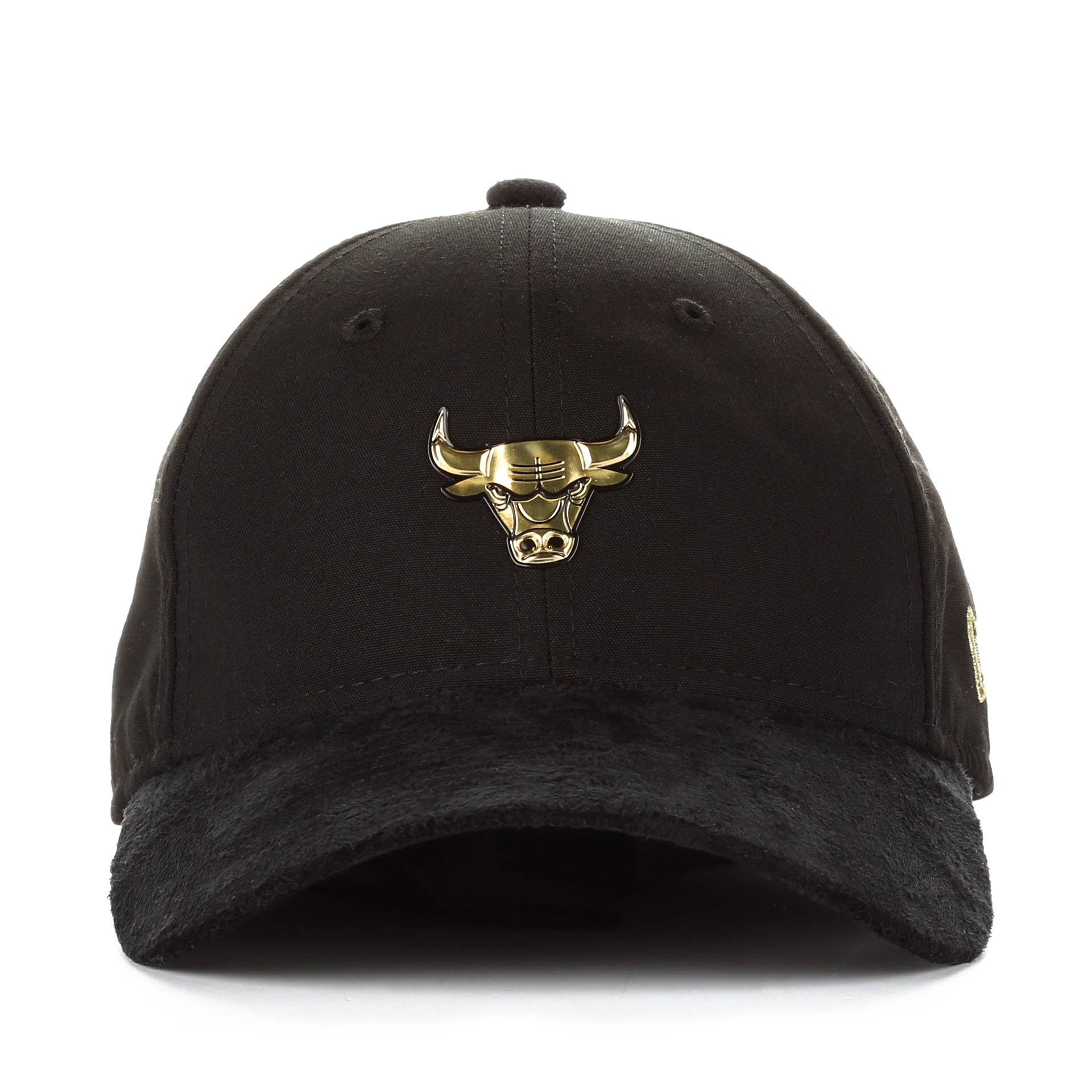 New Era 9Twenty NBA On Court Adjustable Snapback Cap - Chicago Bulls Black Hat for Men & Women - Perfect for Basketball Games, Sports Fans & Streetwear Fashion