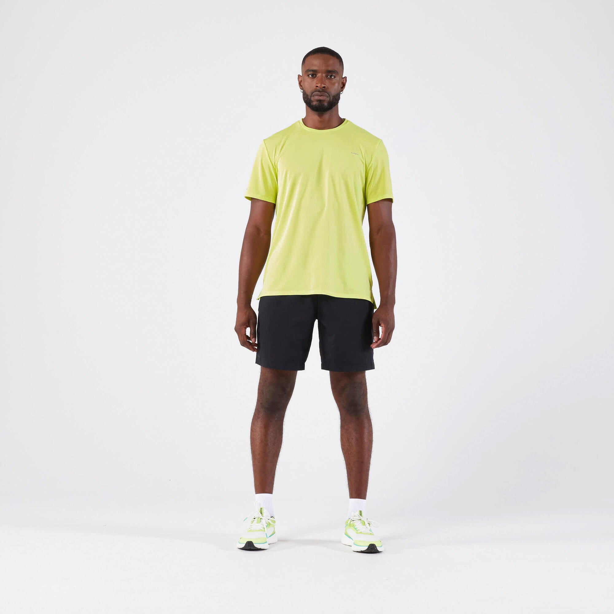 Kiprun Men's Run 500 Dry Running T-Shirt - Moisture Wicking Performance Shirt for Marathon & Workout - Lightweight Breathable Athletic Top for Jogging, Gym & Outdoor Sports