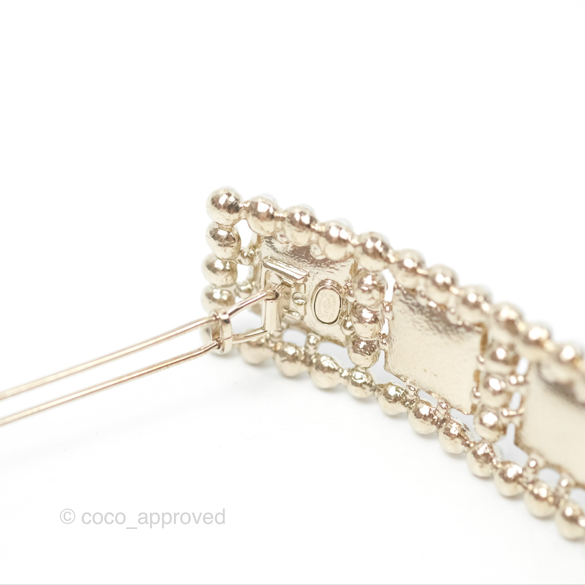 Chanel CC Pearl Grey Resin Hair Clip with Gold Tone 21V - Elegant Hair Accessory for Women, Perfect for Parties, Weddings & Everyday Wear
